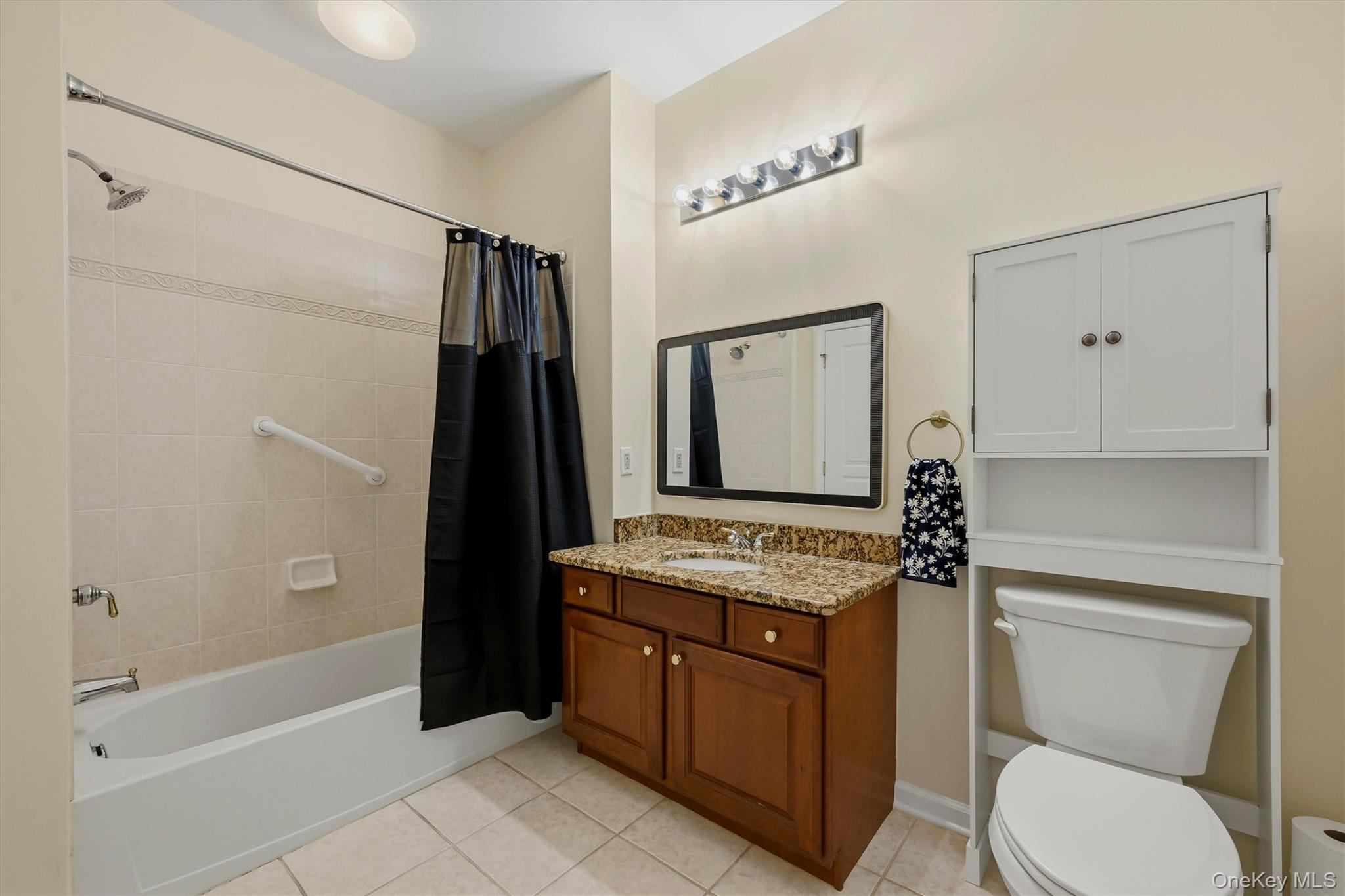 32 N De Baun Avenue 202 Property Photo 10