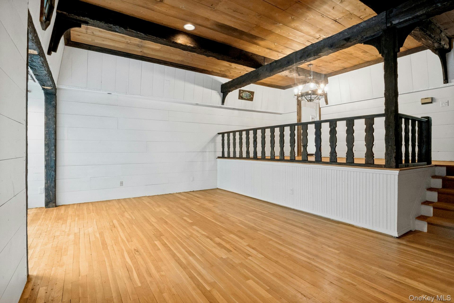 1118 Colony Drive Property Photo 10