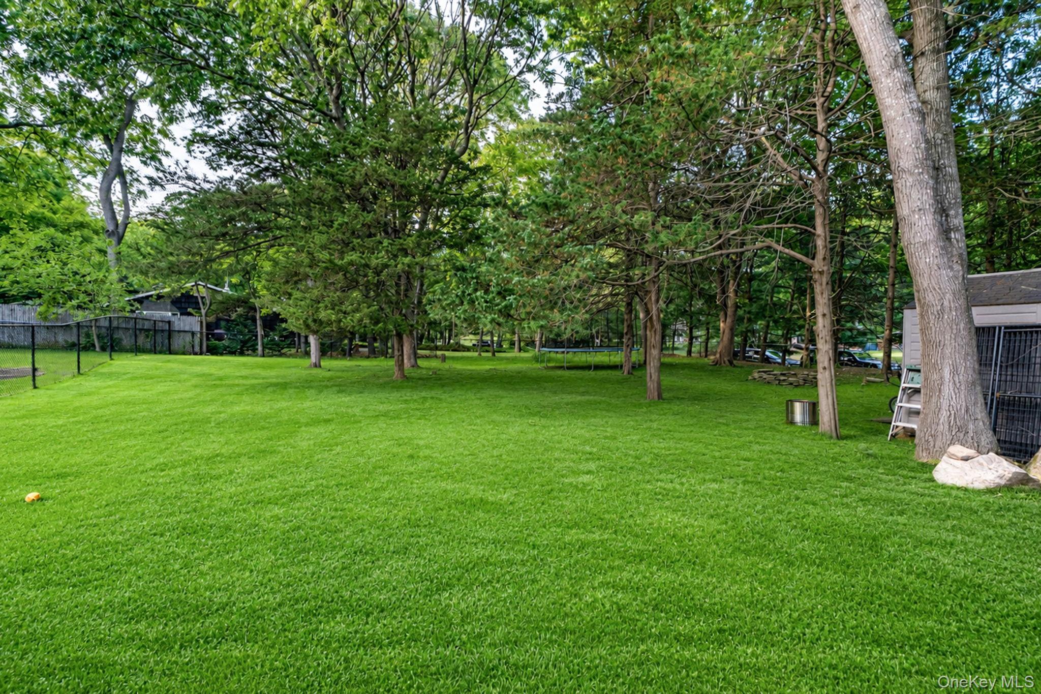 93 N Country Road Property Photo 35