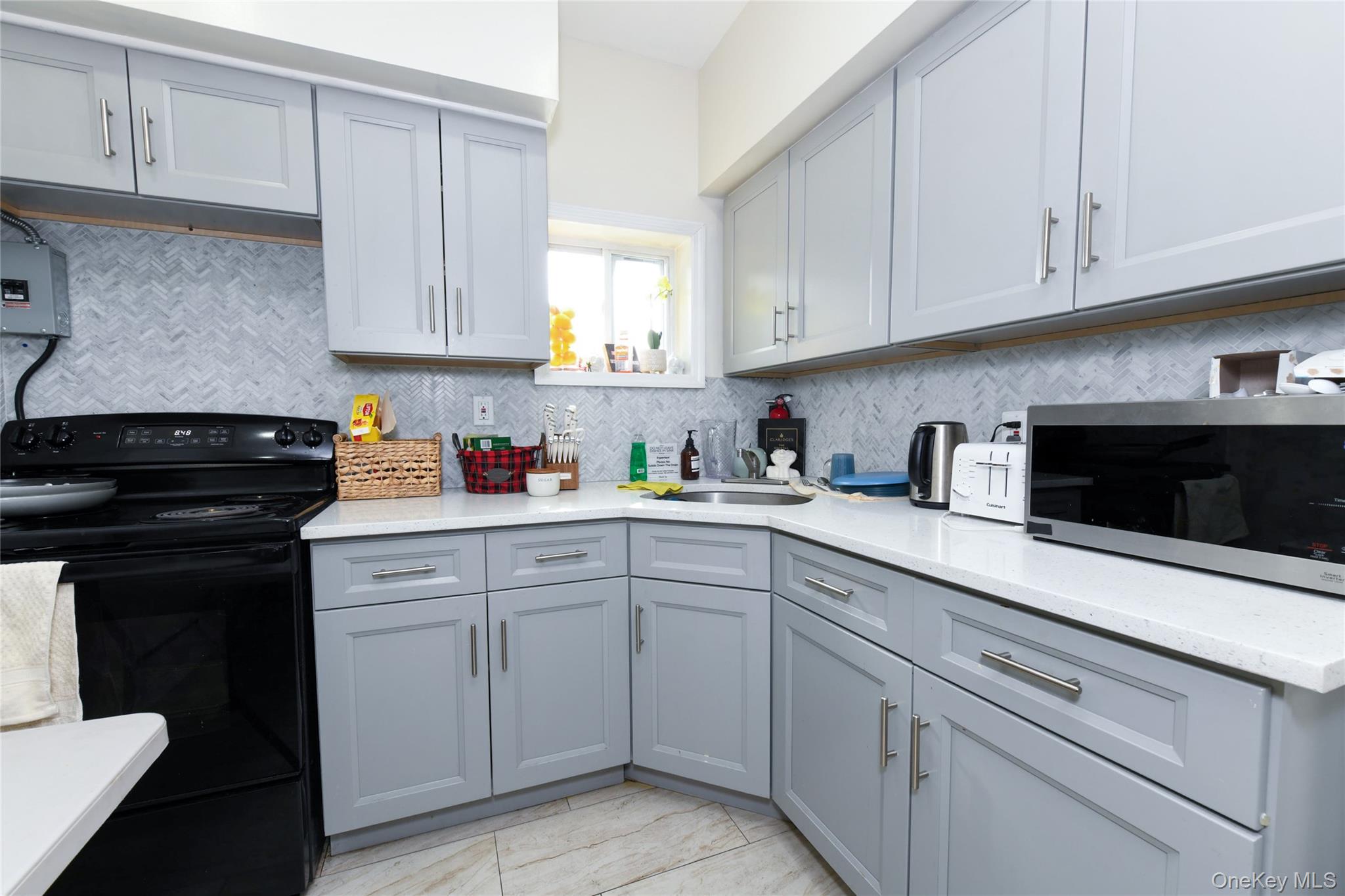 104-21 Lefferts Boulevard Property Photo 15