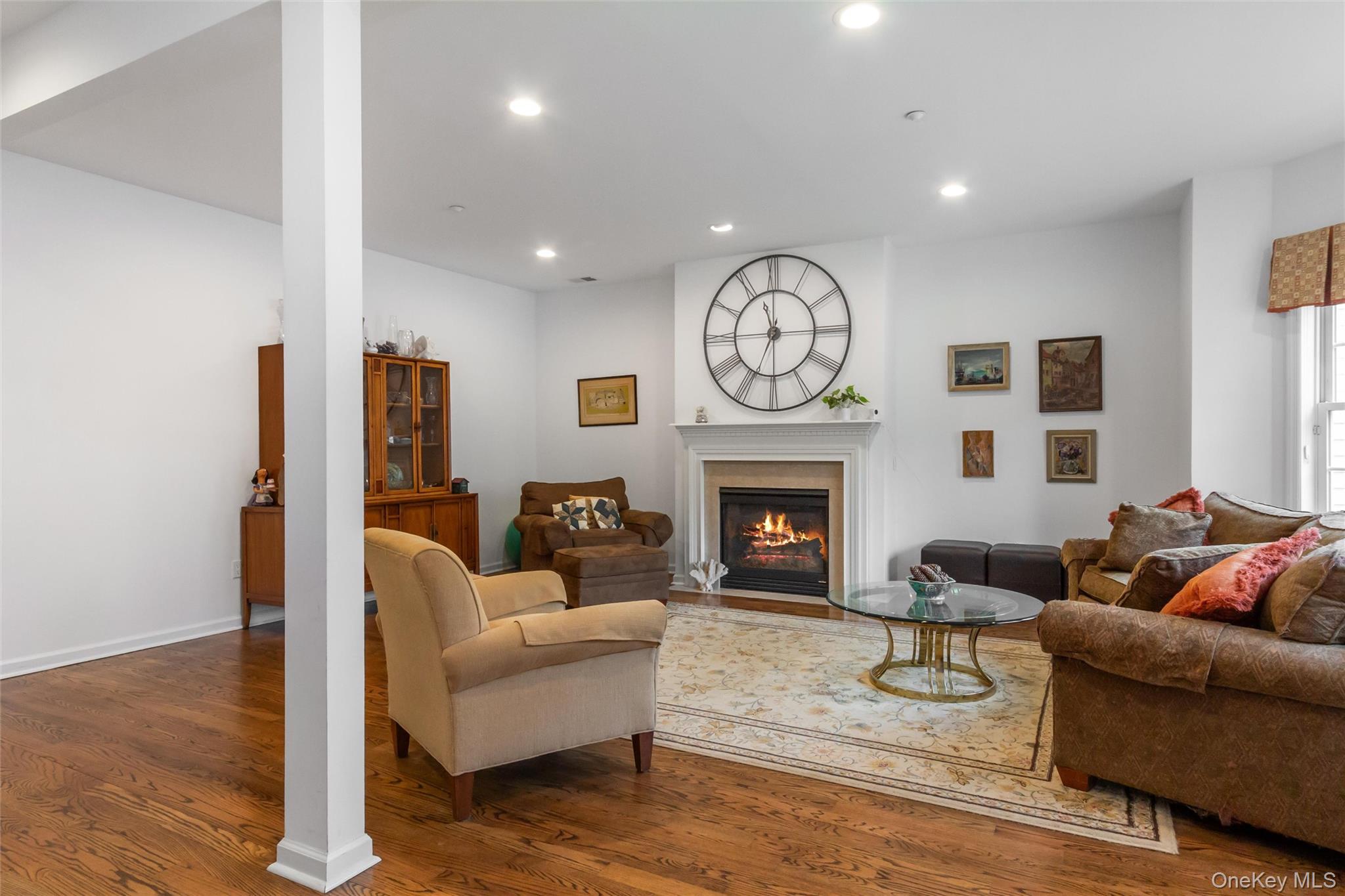 115 Autumn Drive Property Photo 3