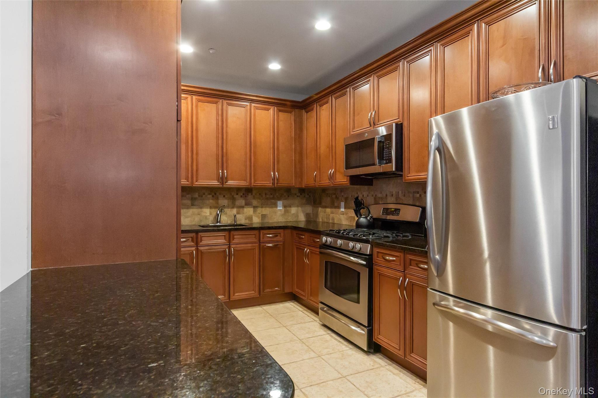 115 Autumn Drive Property Photo 7
