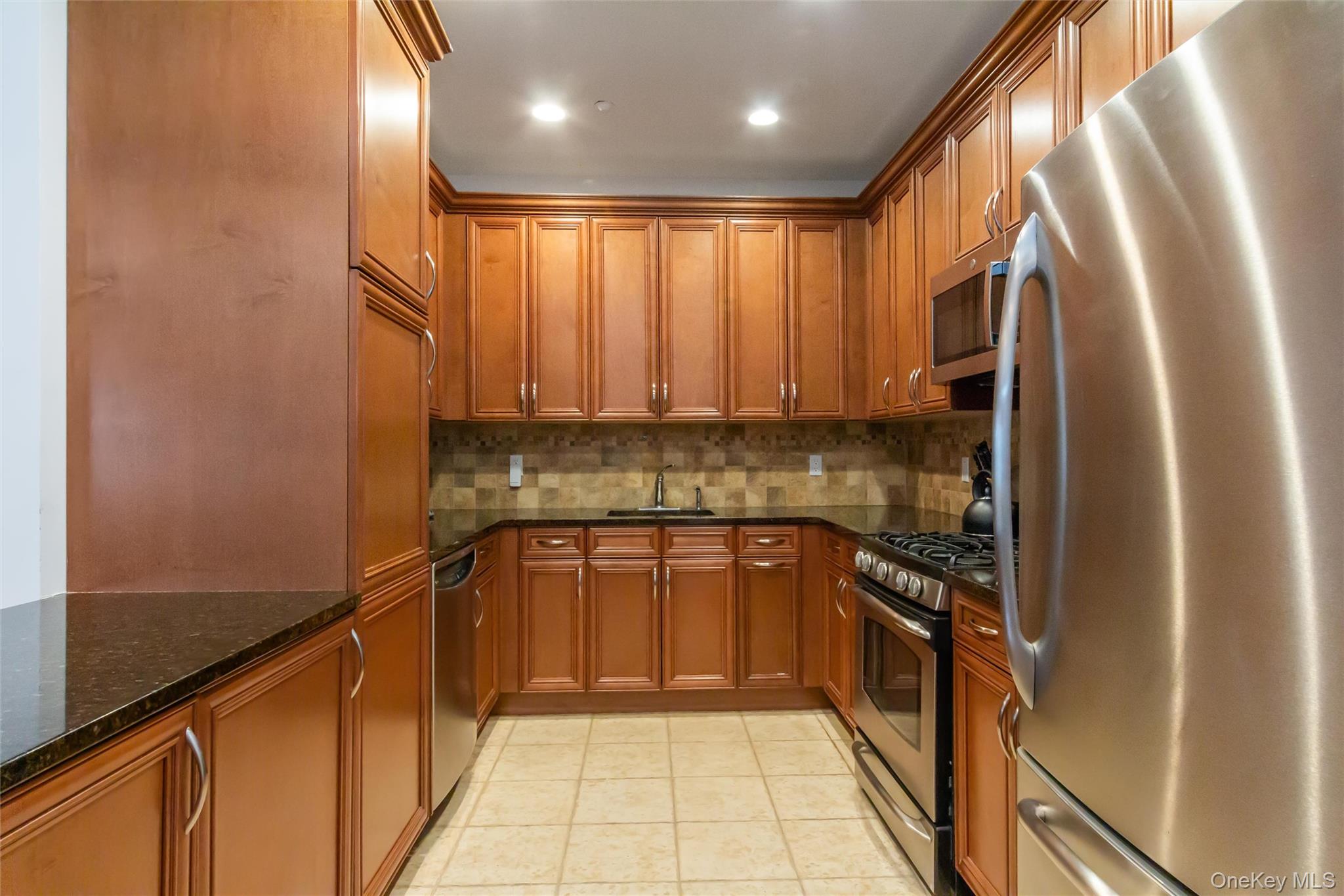 115 Autumn Drive Property Photo 8