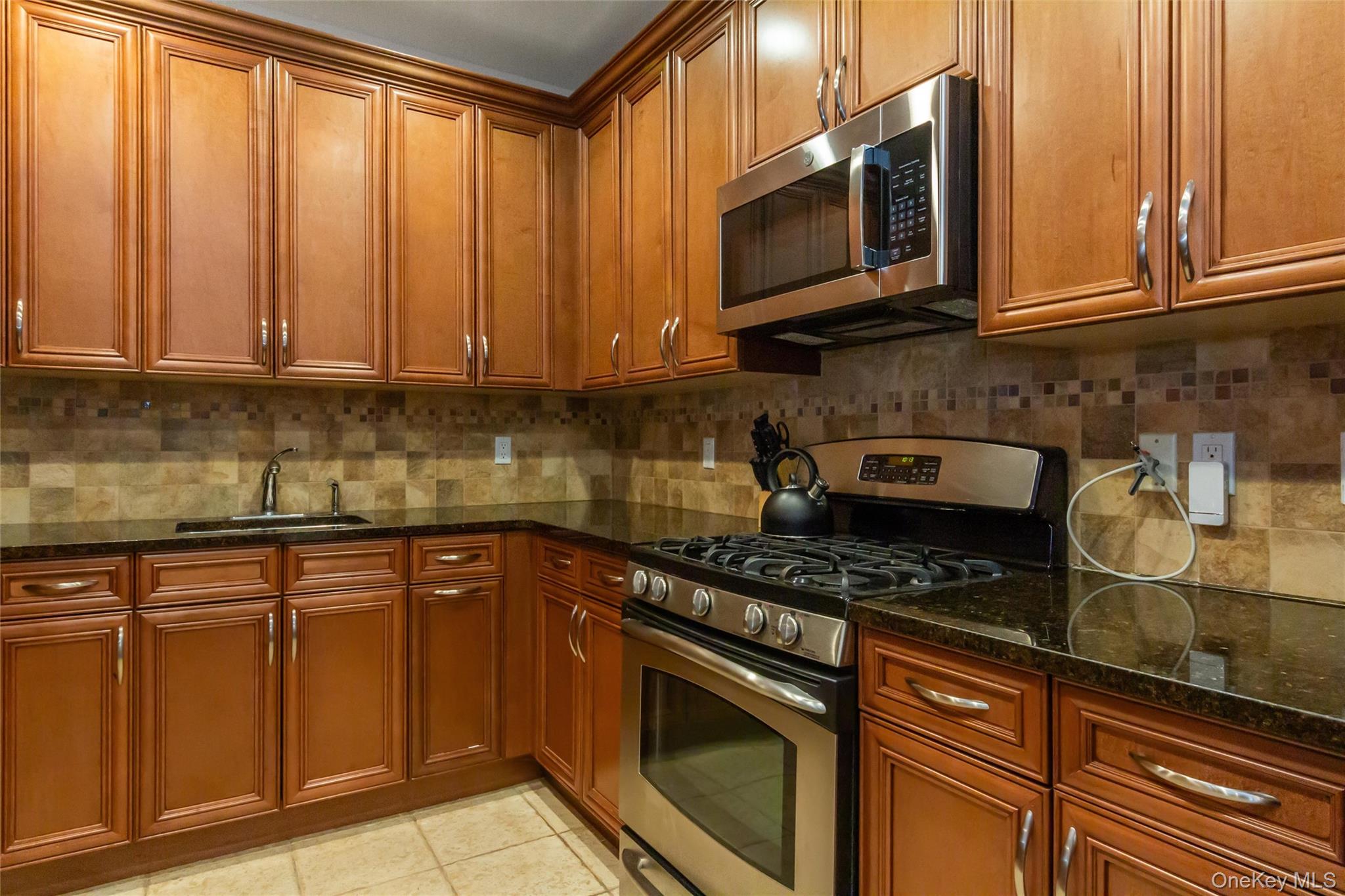 115 Autumn Drive Property Photo 9