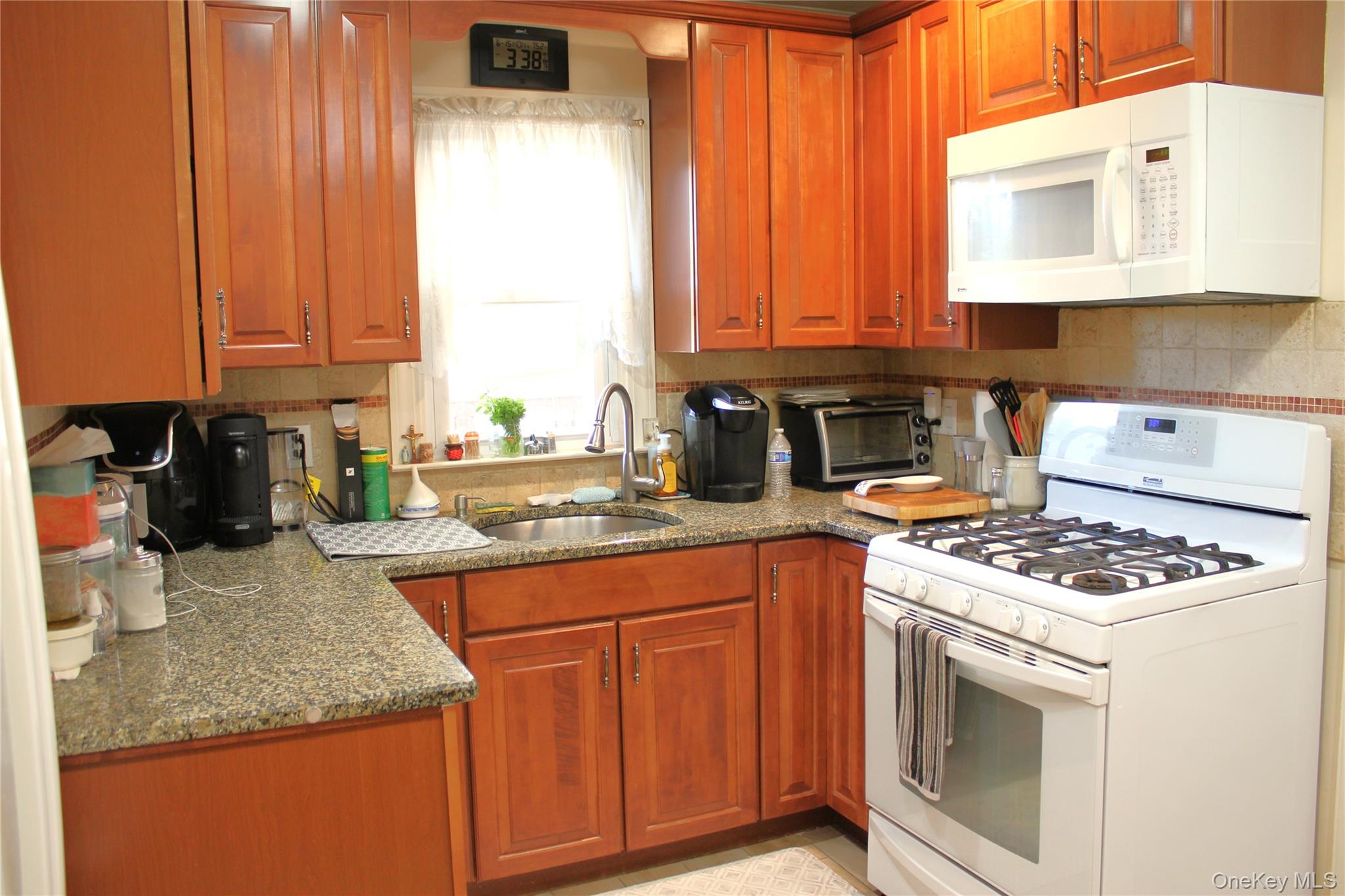 59 Aka 61 Joan Drive Property Photo 10
