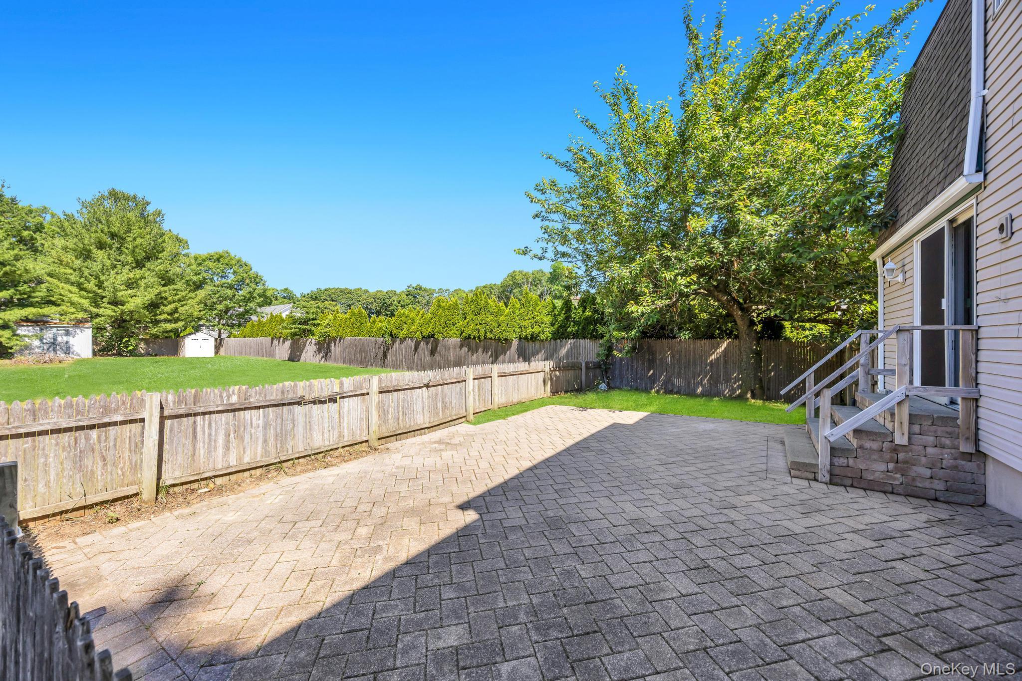 358 Holbrook Road Property Photo 11