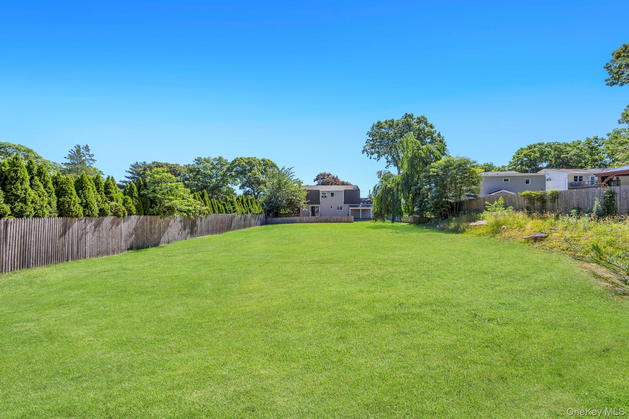 358 Holbrook Road Property Photo 12