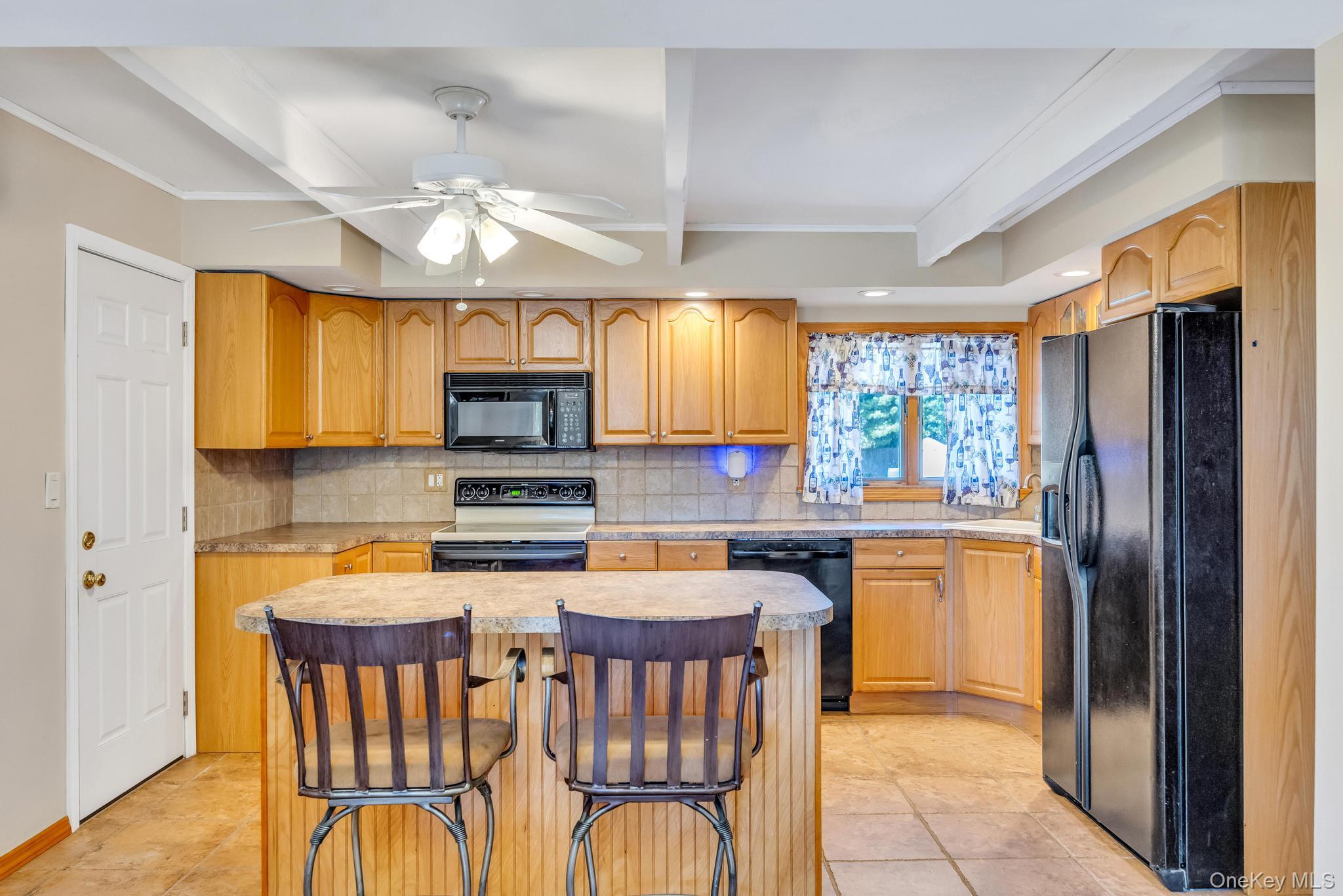358 Holbrook Road Property Photo 15