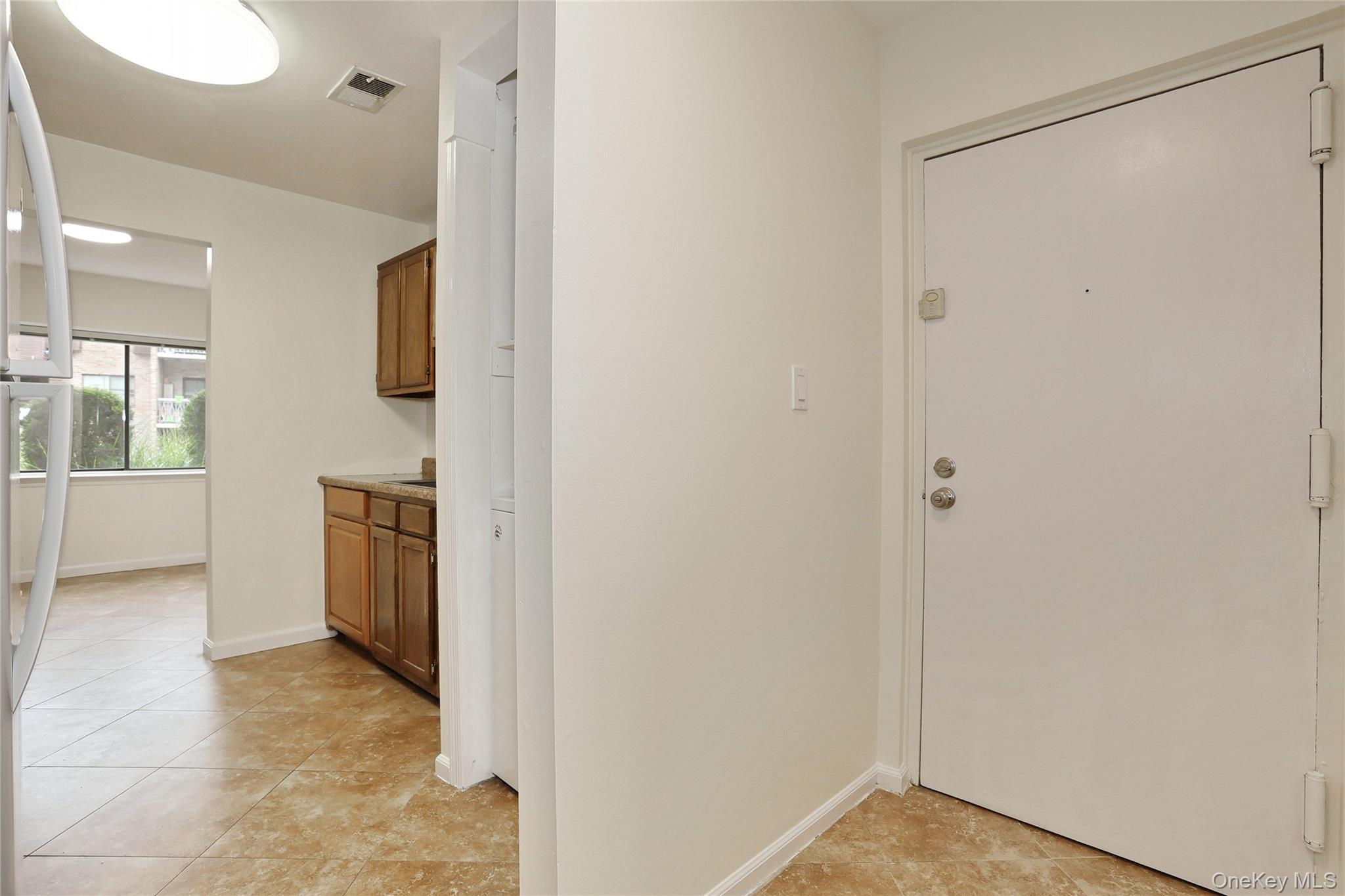 716 Kennedy Drive Property Photo 7