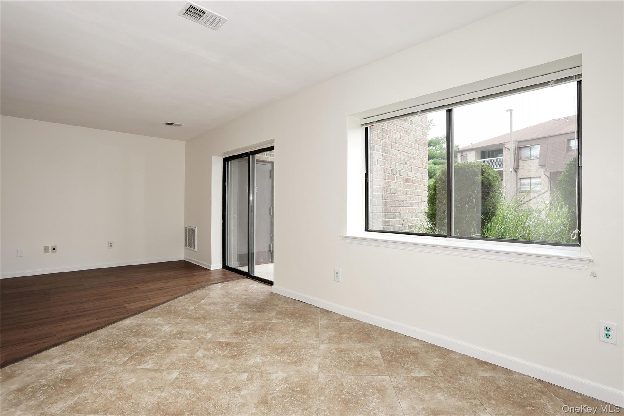 716 Kennedy Drive Property Photo 13