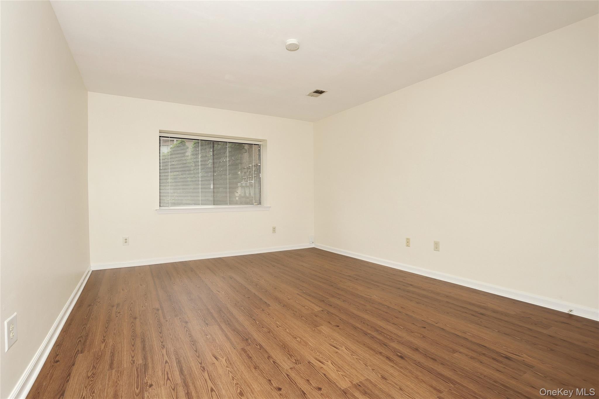 716 Kennedy Drive Property Photo 22