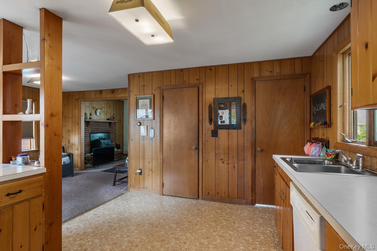 7 Lyman Avenue Property Photo 16