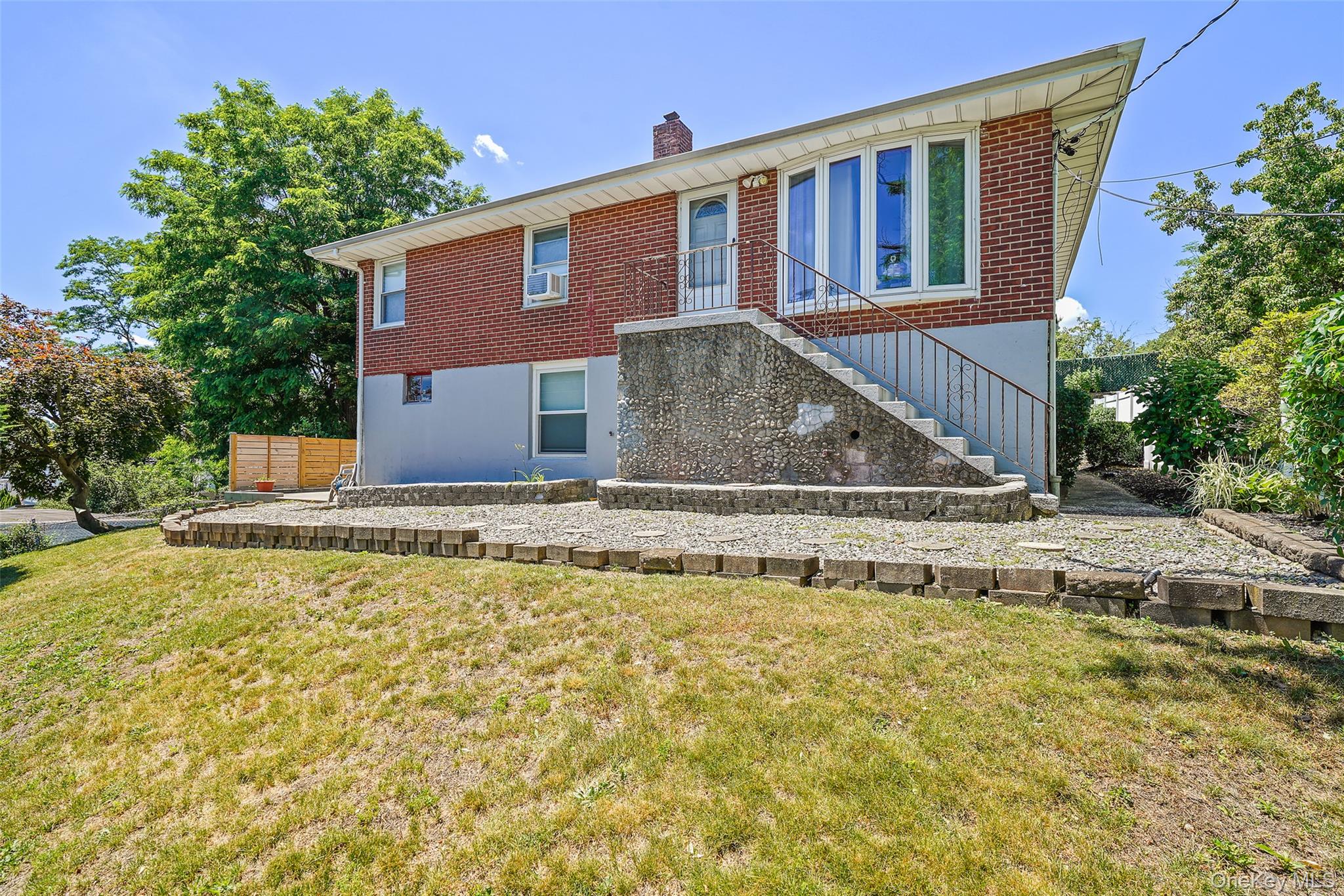 816 N Broadway Property Photo 2