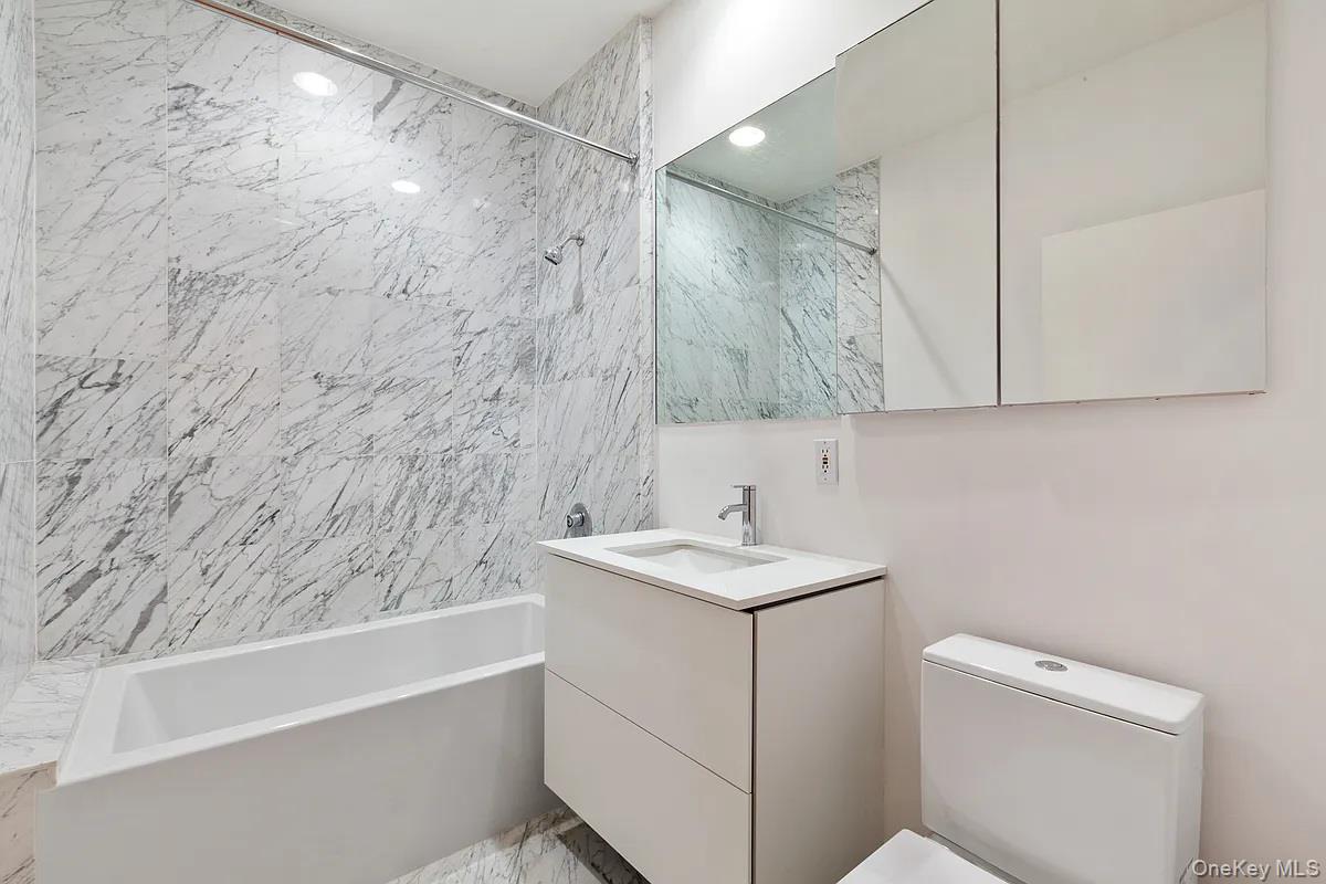 55 White Street 4a Property Photo 4