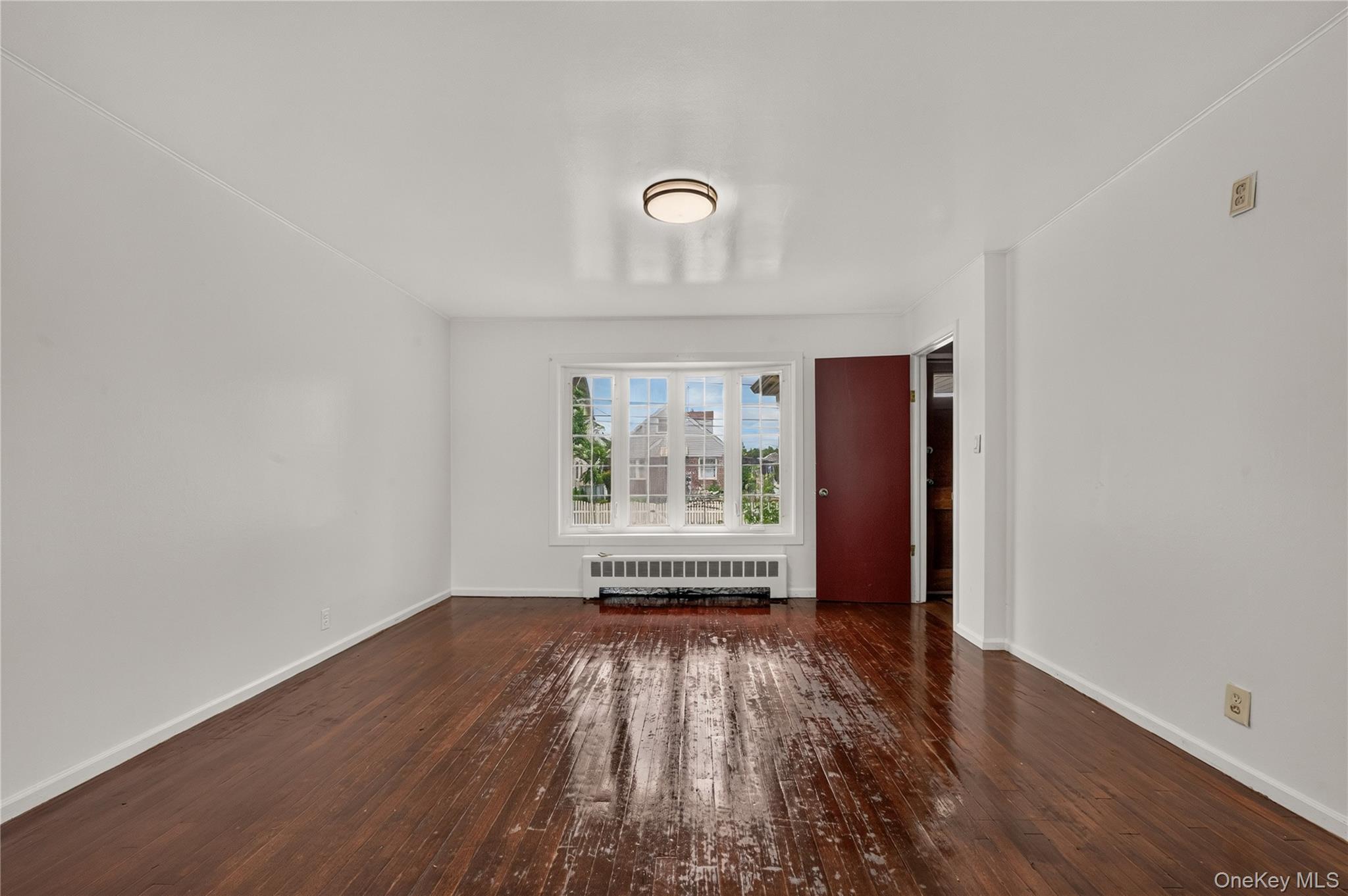 33 N Montgomery Street Property Photo 7