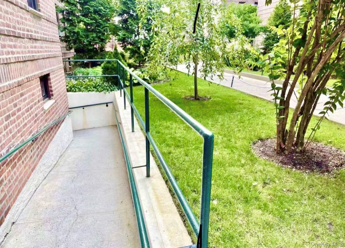 43-40 Union Street 2d Property Photo 5