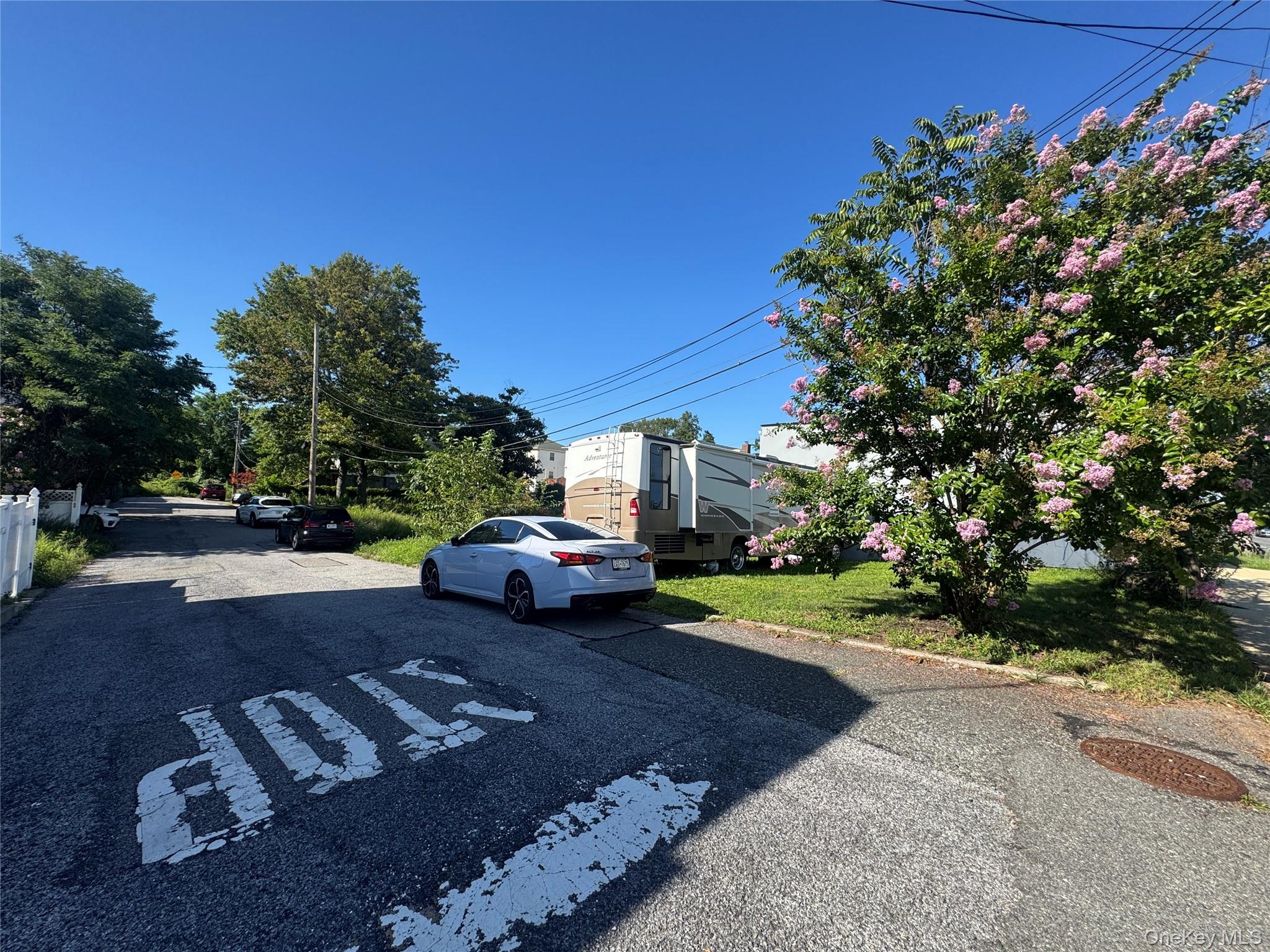 8 Iroquois Street Property Photo 3