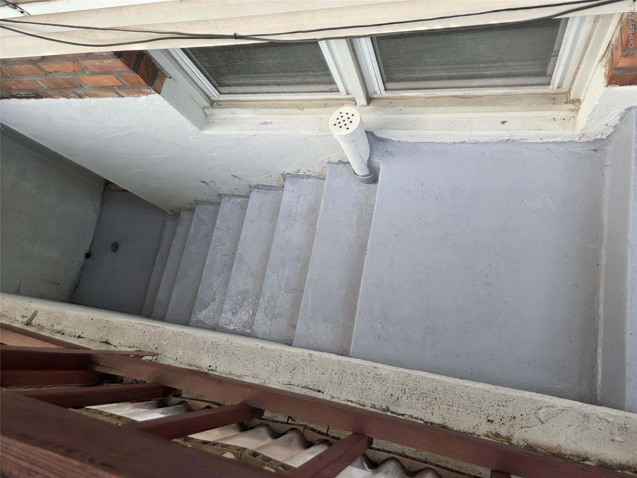 15-40 215th Street Property Photo 29
