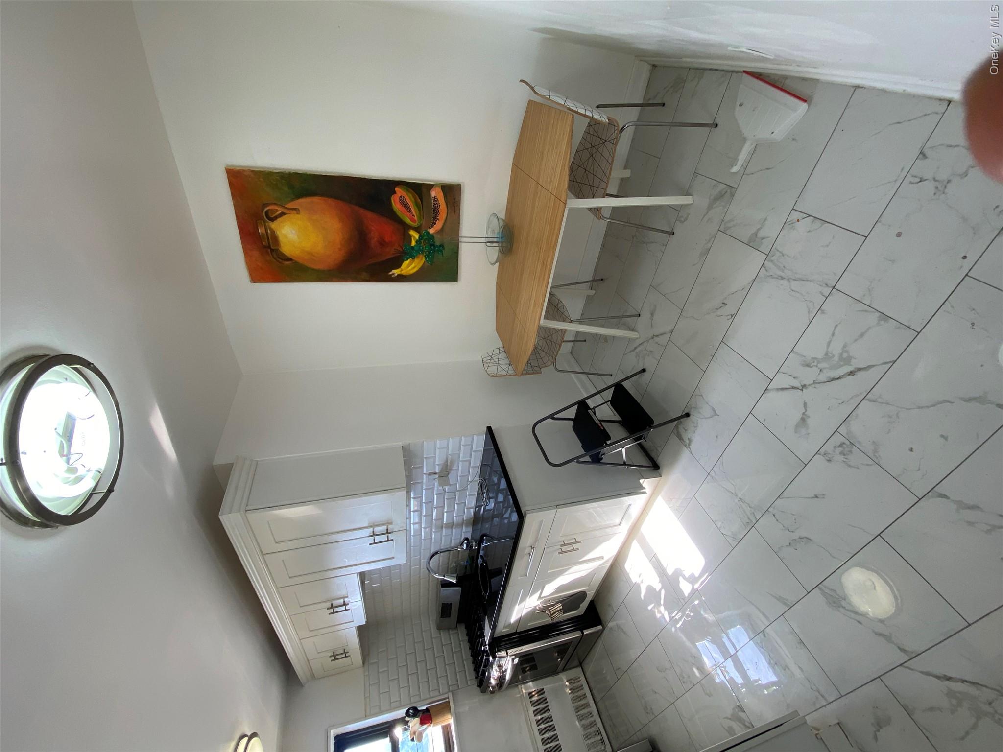 222 N Broadway 6b Property Photo 3