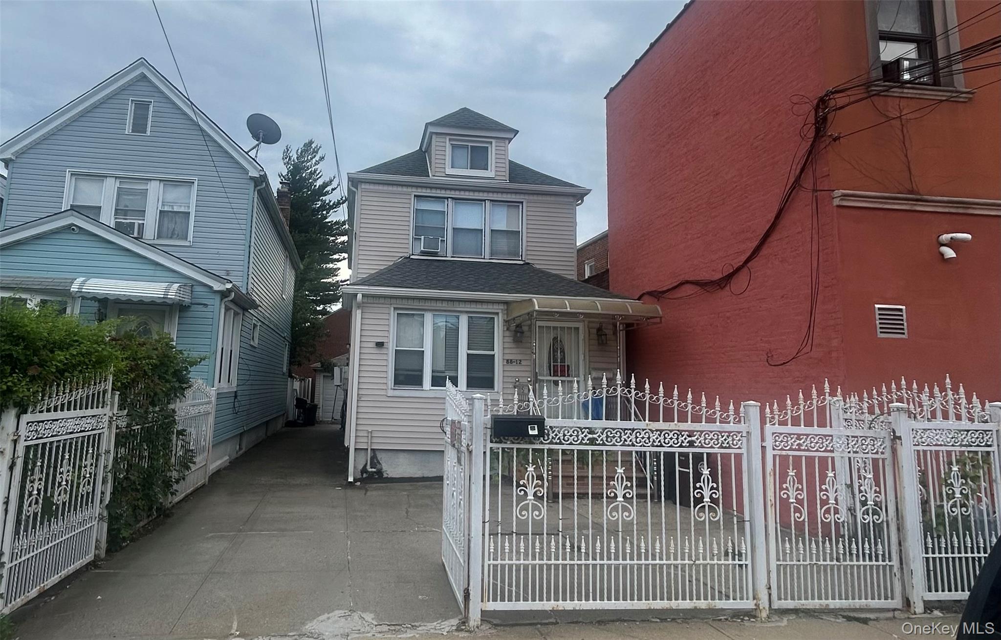 8812 219th Street Property Photo 1