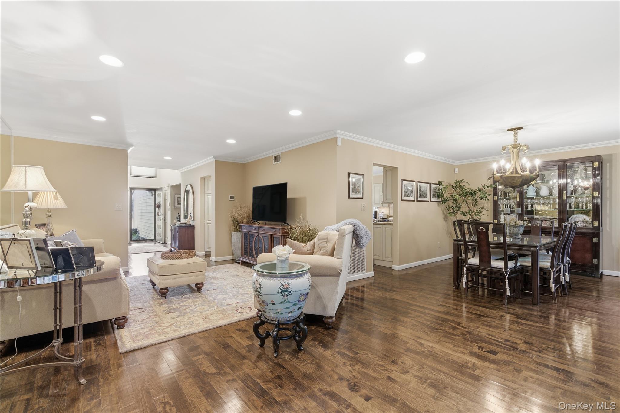37 Maple Court Property Photo 10