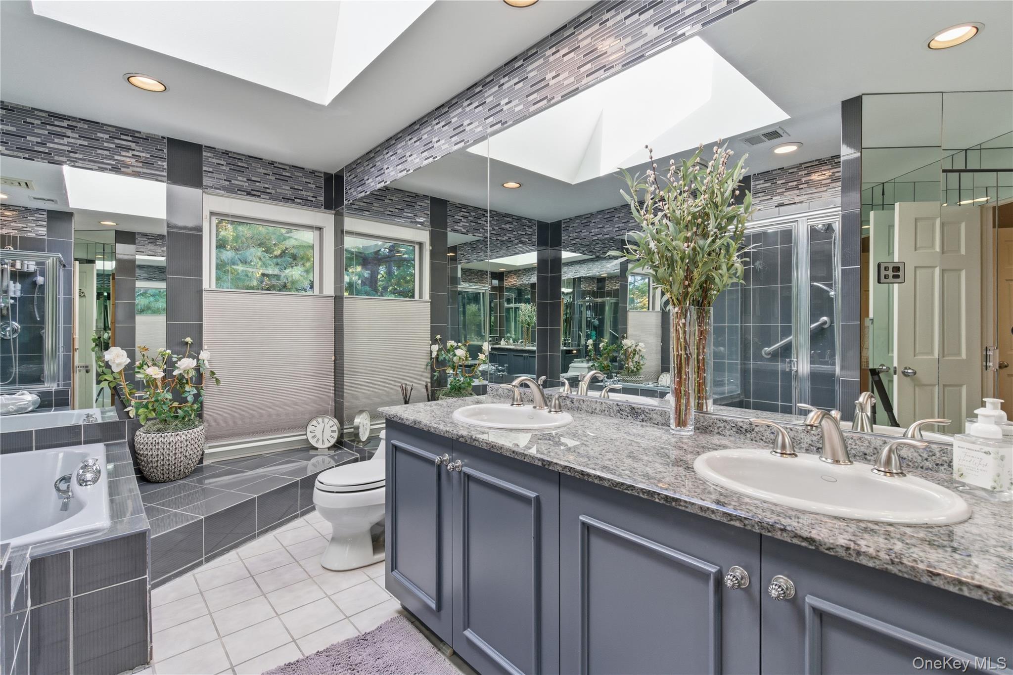 37 Maple Court Property Photo 26