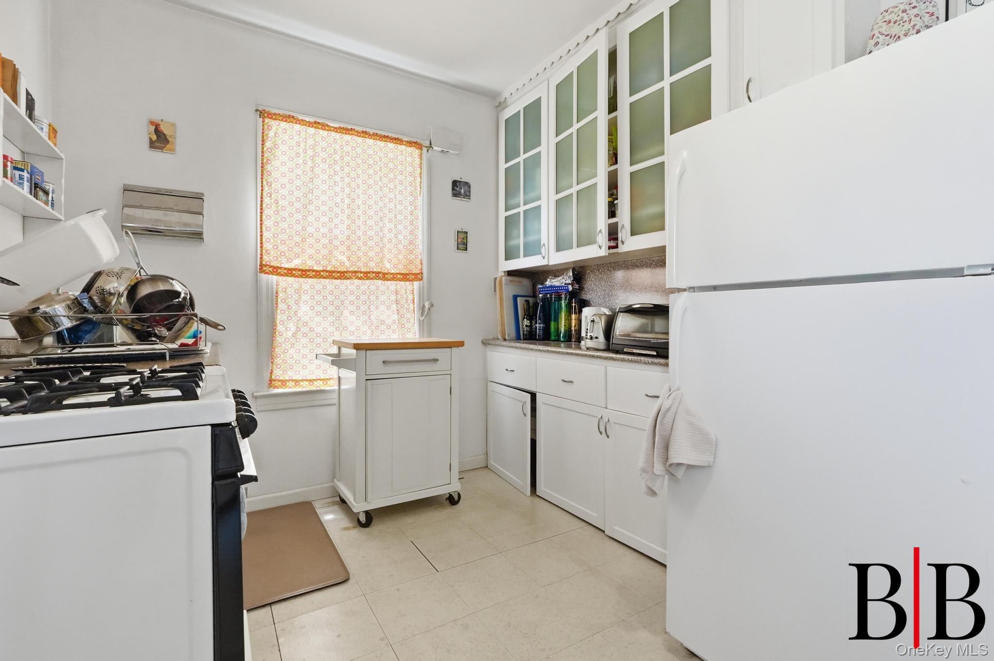 2029 E 64 Street Property Photo 5