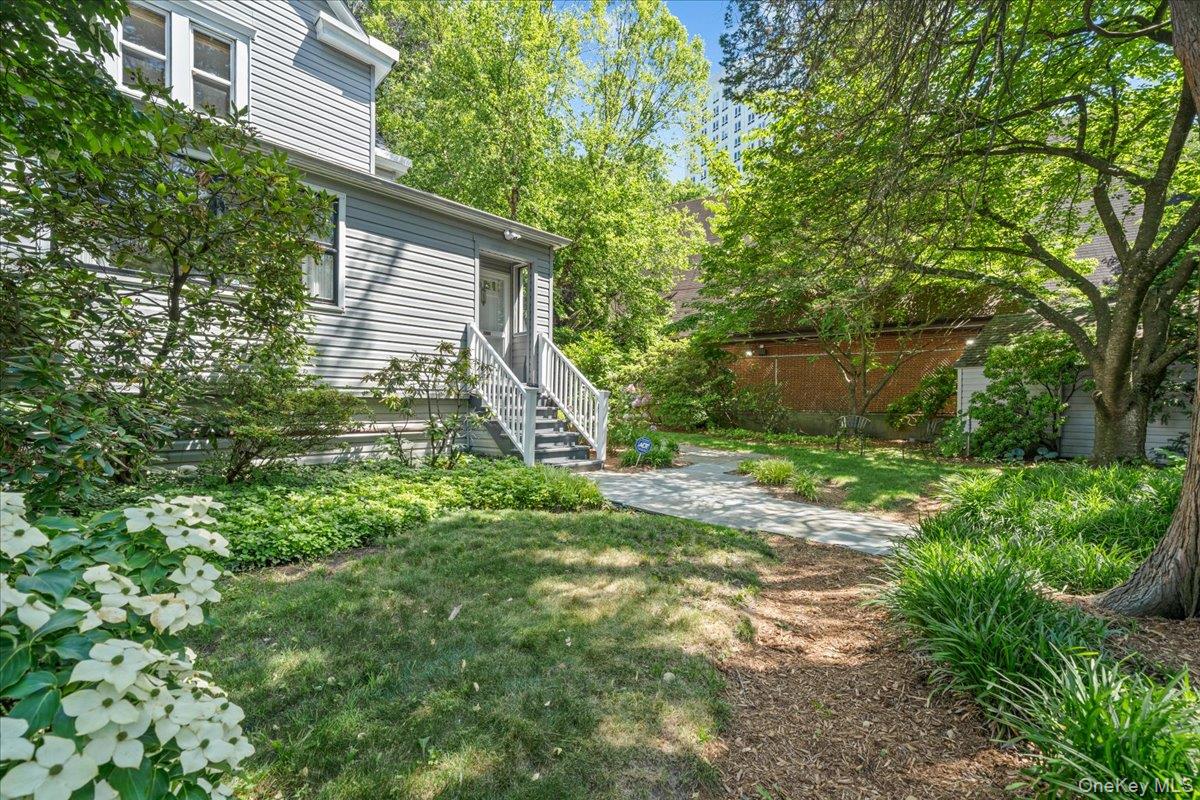 5600 Mosholu Avenue Property Photo 18