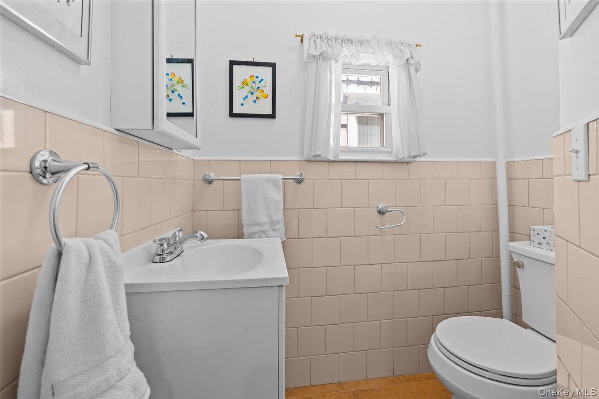 5600 Mosholu Avenue Property Photo 32