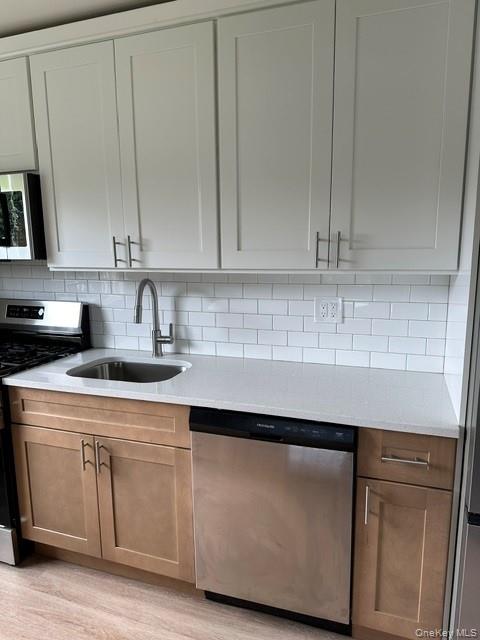 460 Old Town Road 18i Property Photo 6