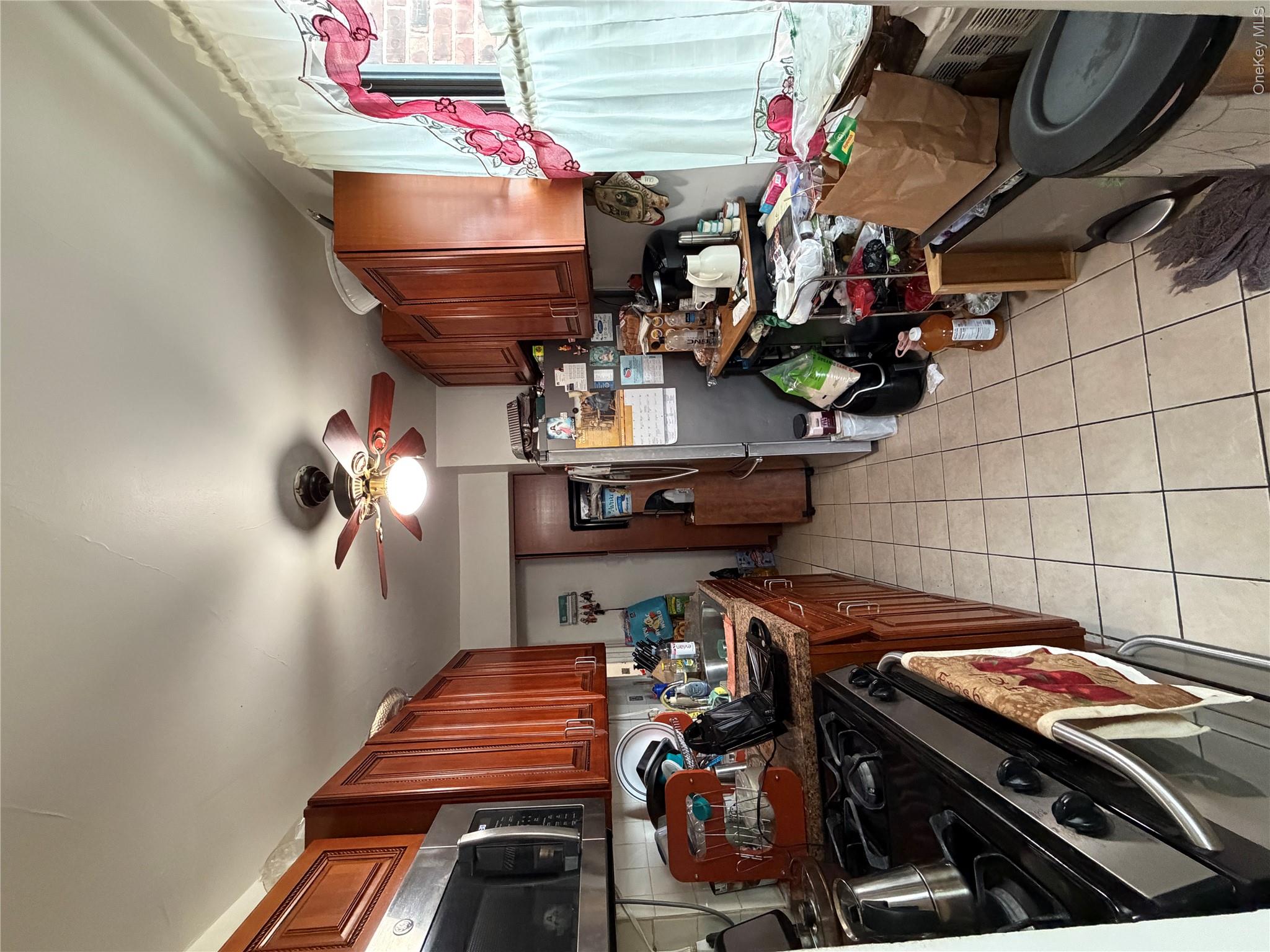 2835 Webb Avenue 6e Property Photo 6