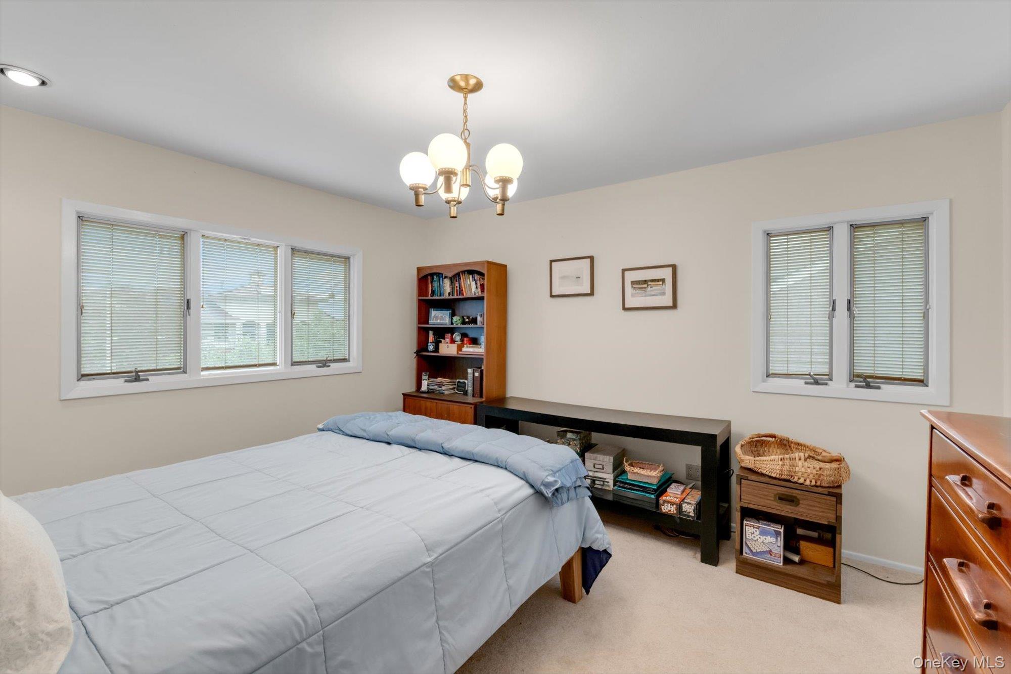 189 Regent Drive Property Photo 25