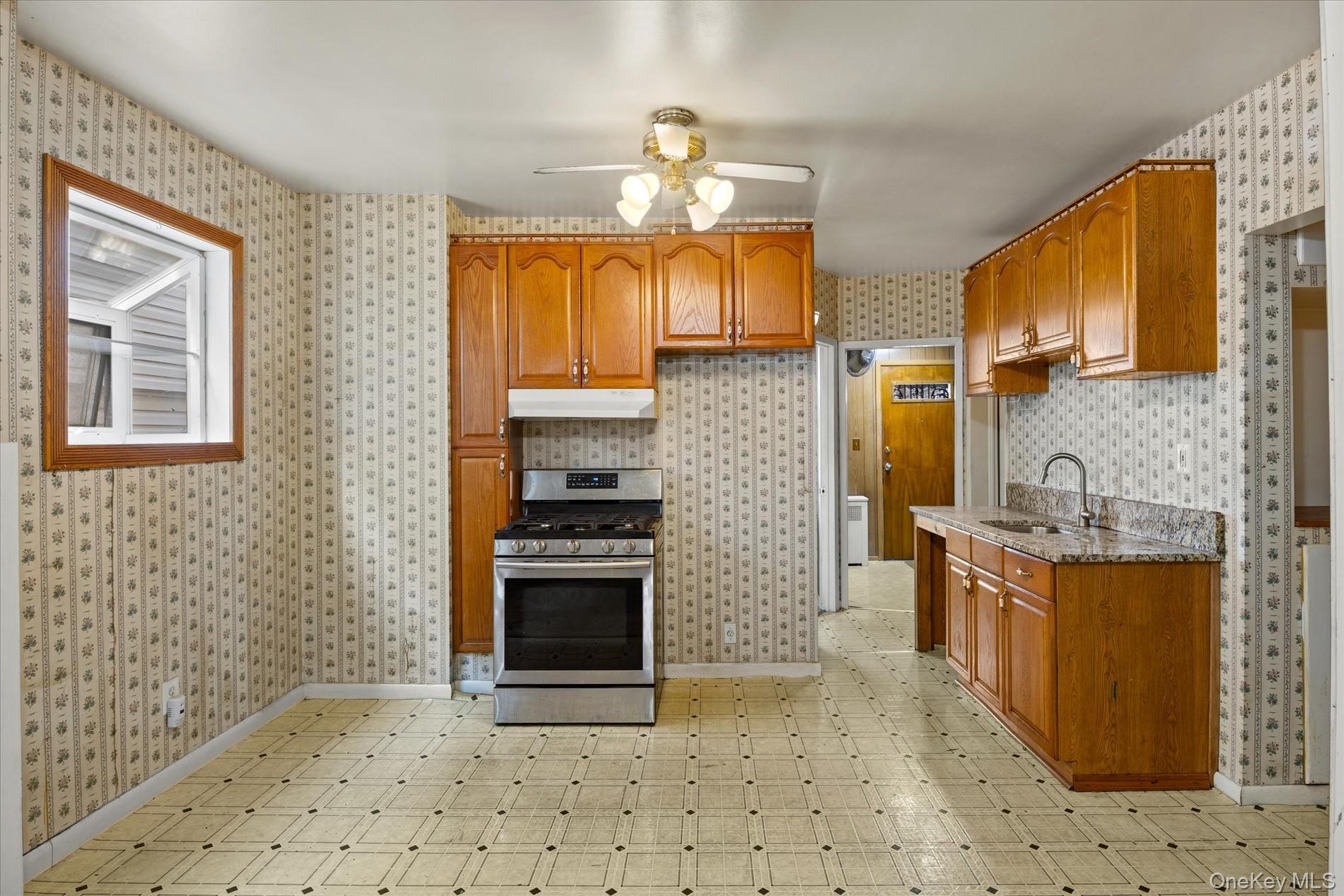 57-43 64th Street Property Photo 20