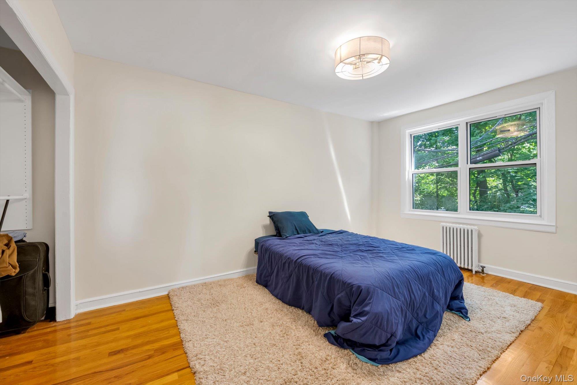 9 Edwards 1-f Property Photo 7