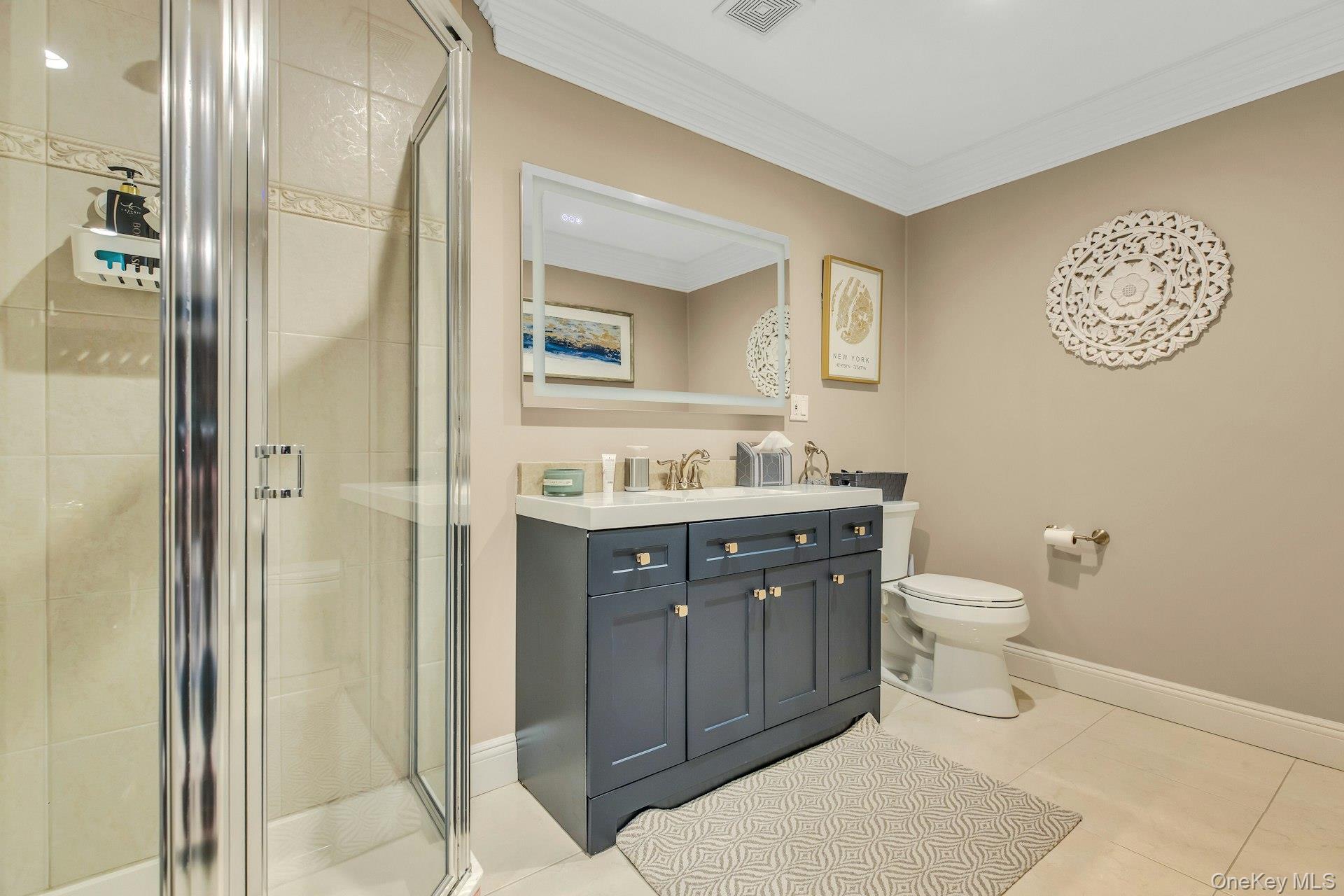 135 Round Swamp Road Property Photo 40