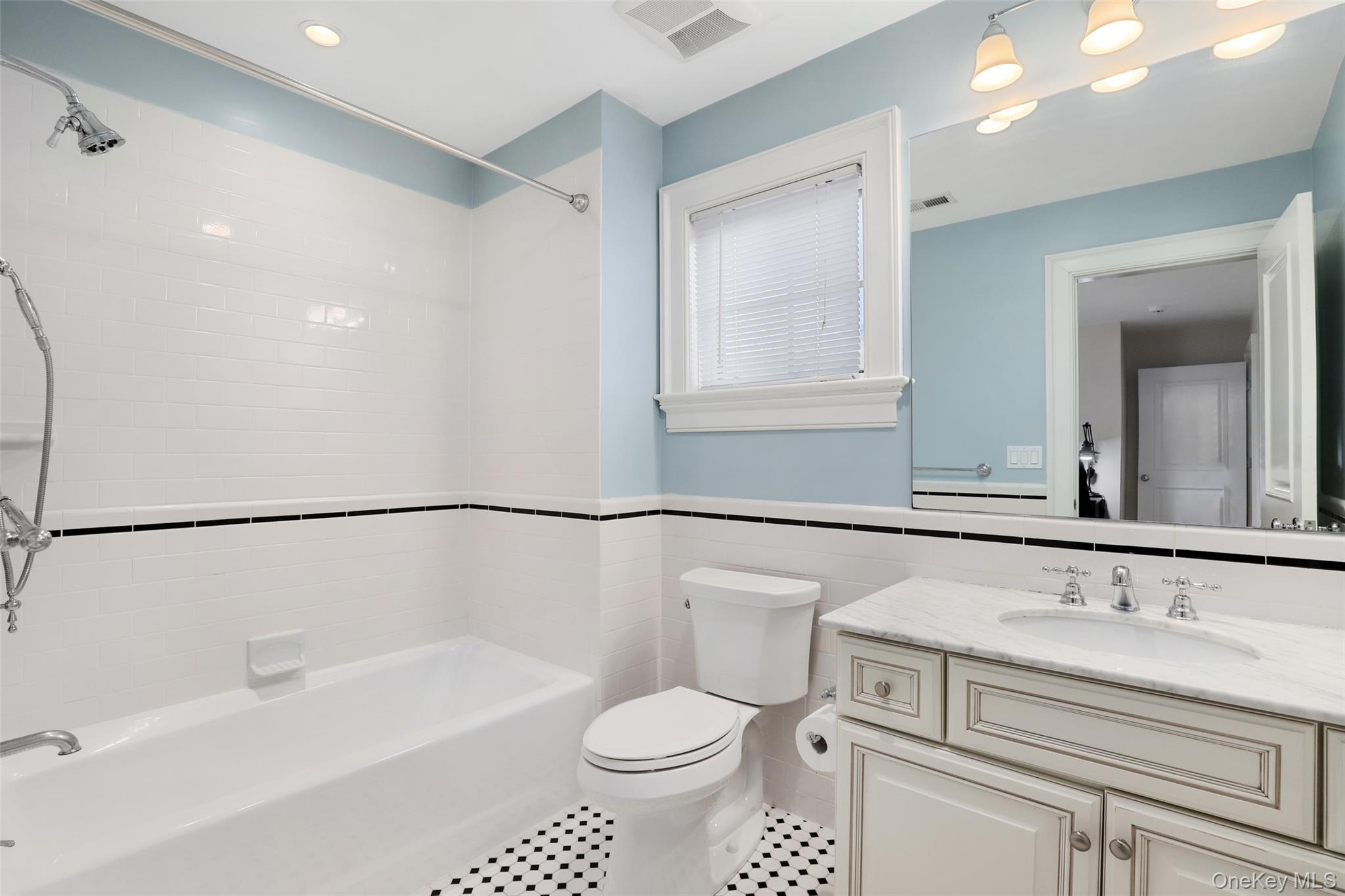 4 Hardscrabble Road Property Photo 19