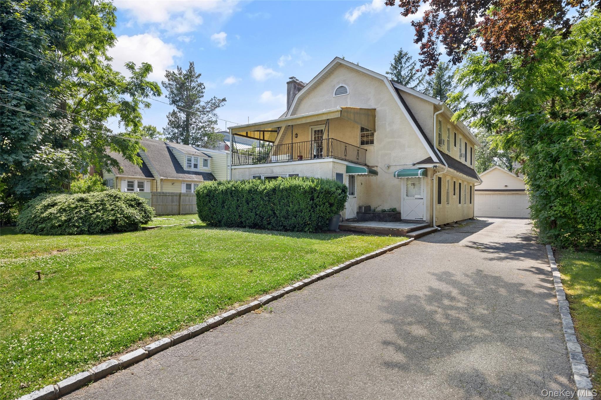 20 Spruce Street Property Photo 1