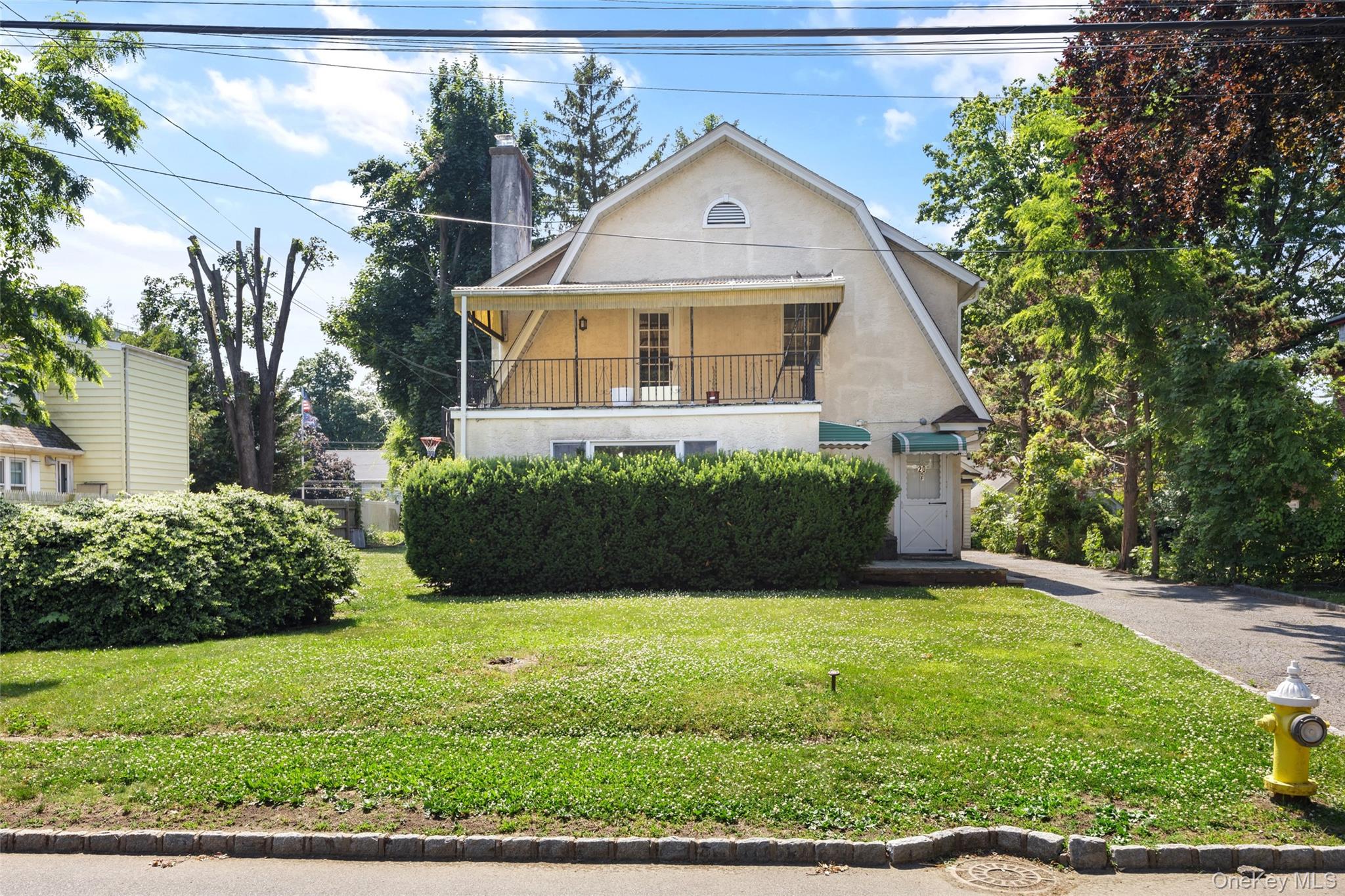20 Spruce Street Property Photo 2