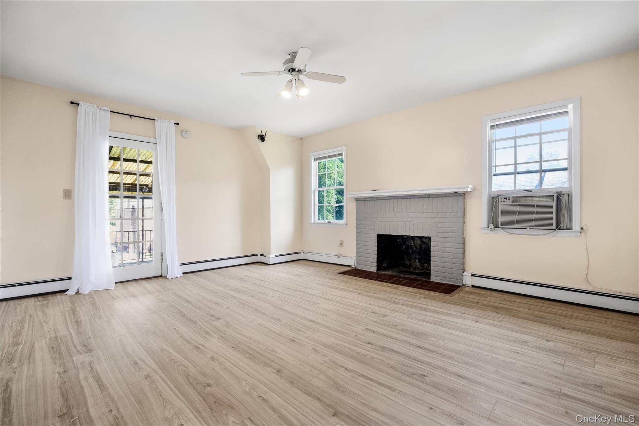 20 Spruce Street Property Photo 11