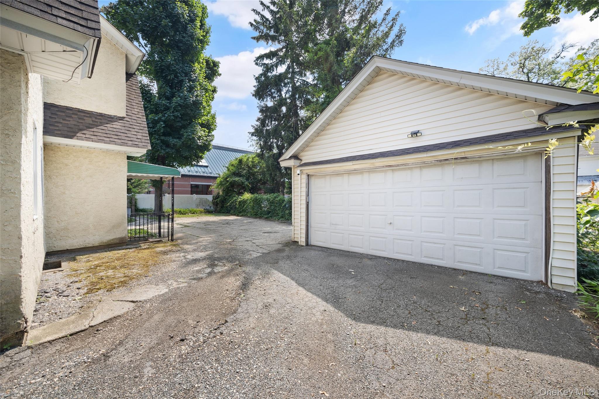 20 Spruce Street Property Photo 22