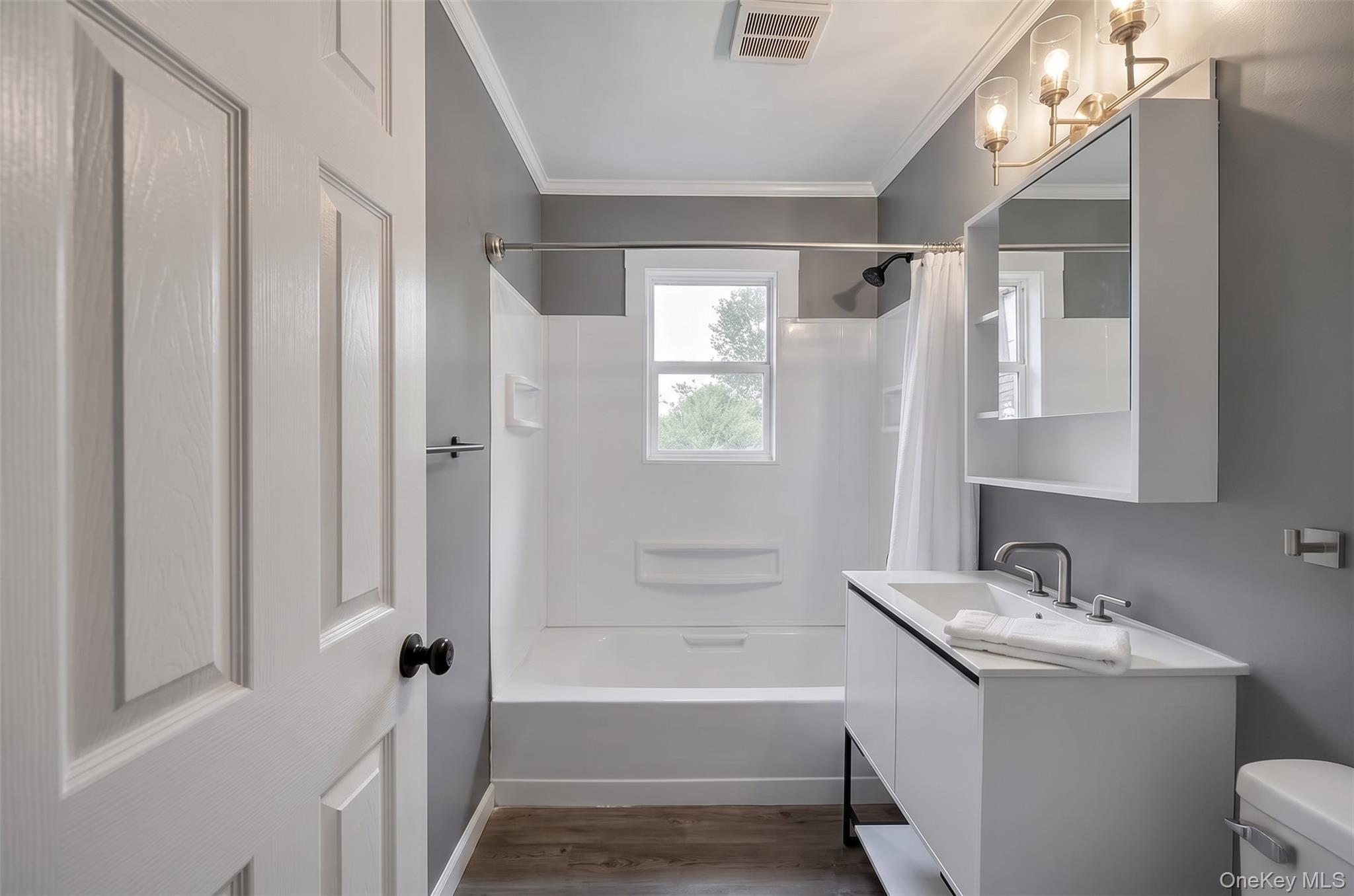 4 Revere Road Property Photo 7