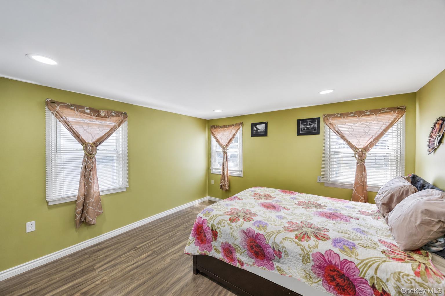 600 Broadway D14 Property Photo 17