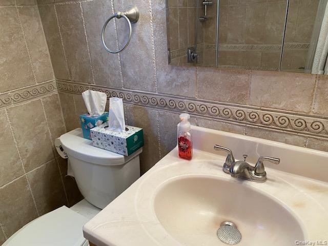 264-17 73rd. Avenue E-2 Property Photo 17