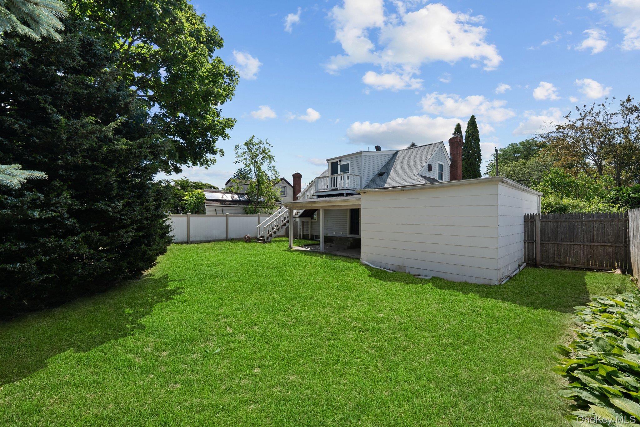 86 E 13th Street Property Photo 4