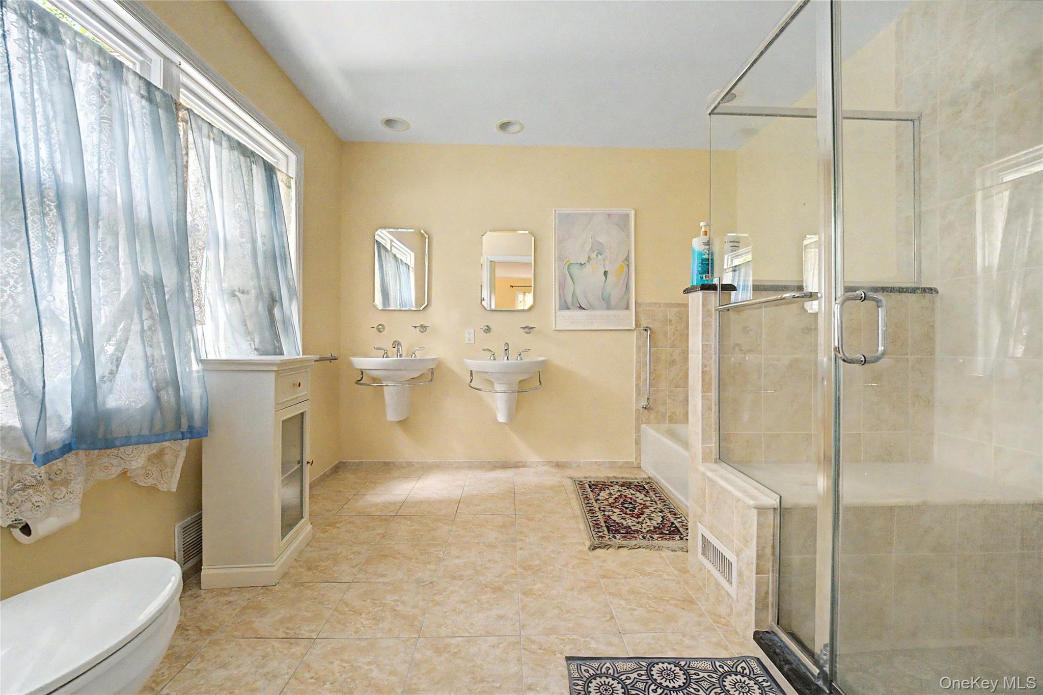 10 Hempton Road Property Photo 18