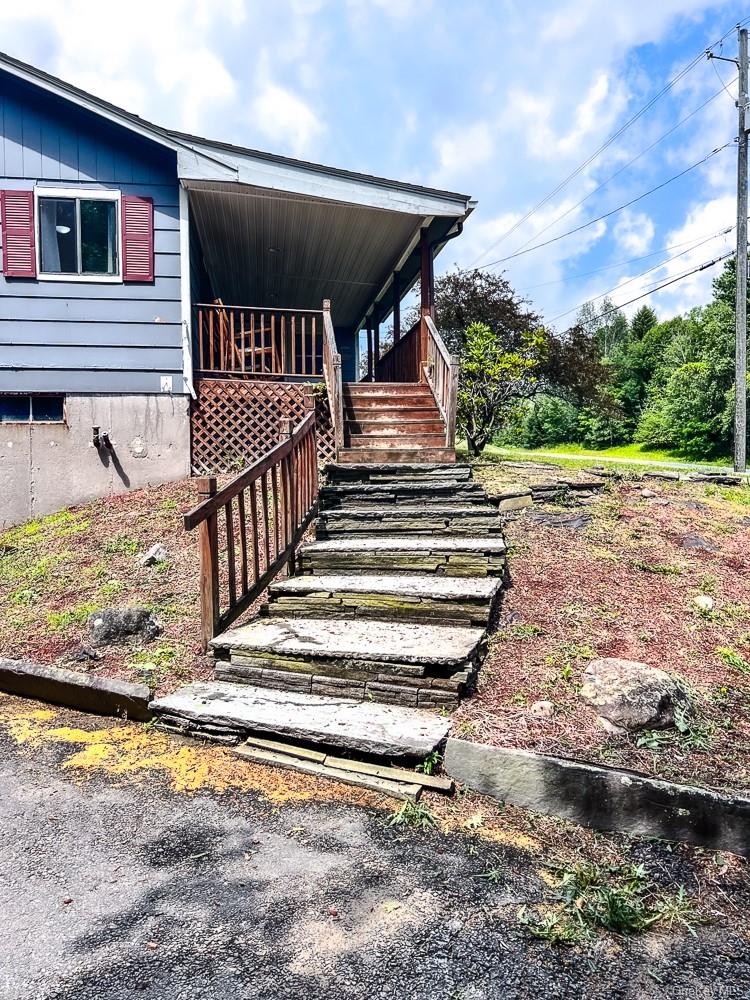 6560 State Route 55 Property Photo 14