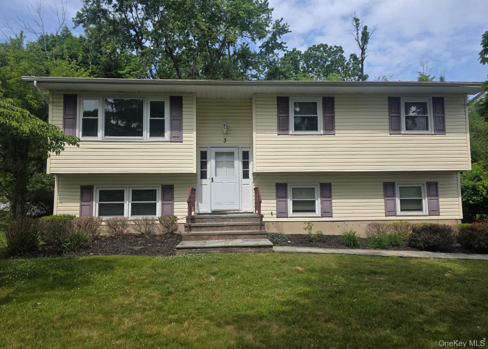 3 Amherst Road Property Photo 1
