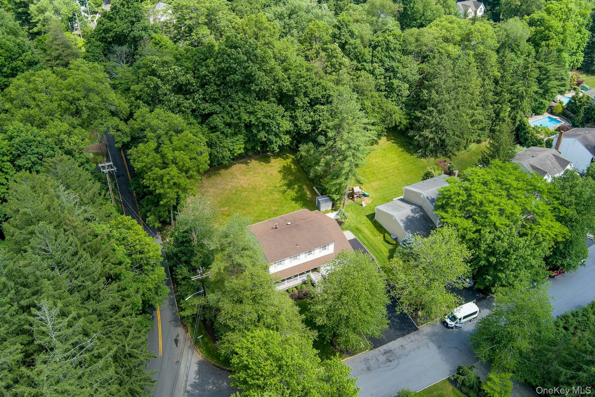 32 Sandstone Trail Property Photo 40