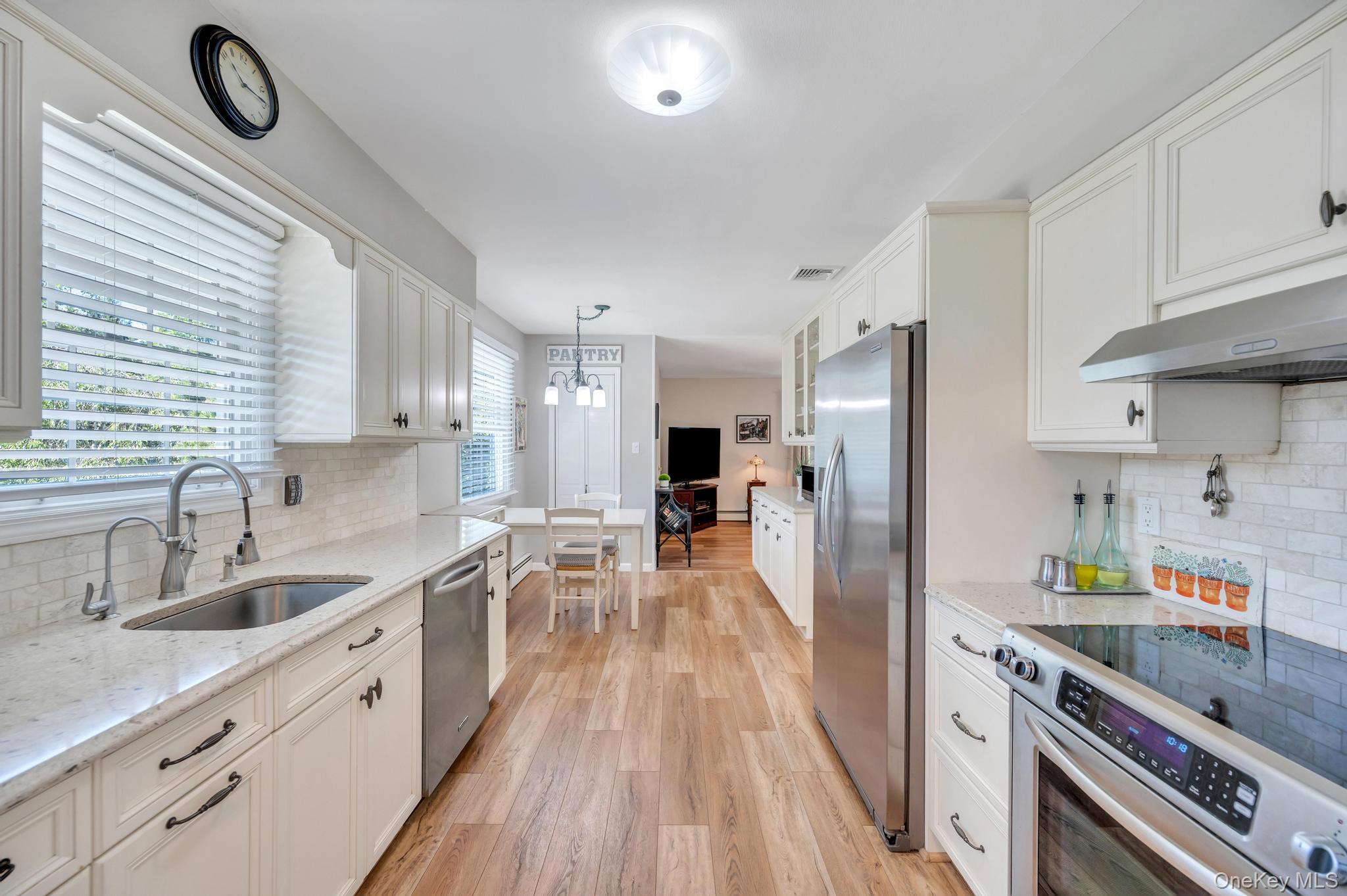 3 Laura Court Property Photo 6