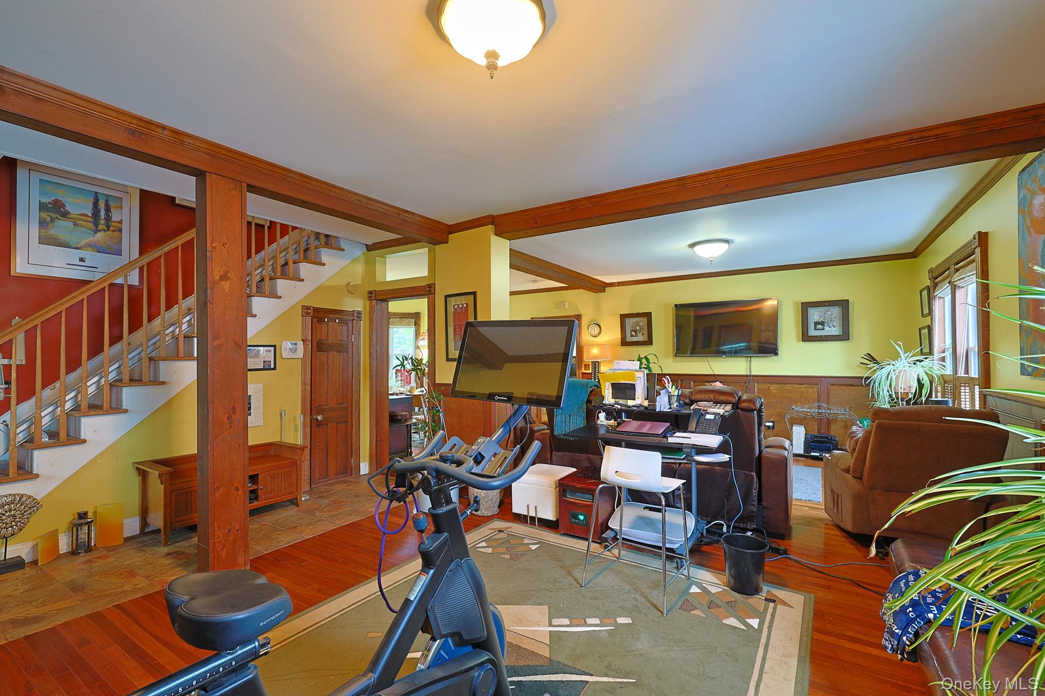 8 Bartlett Street Property Photo 7